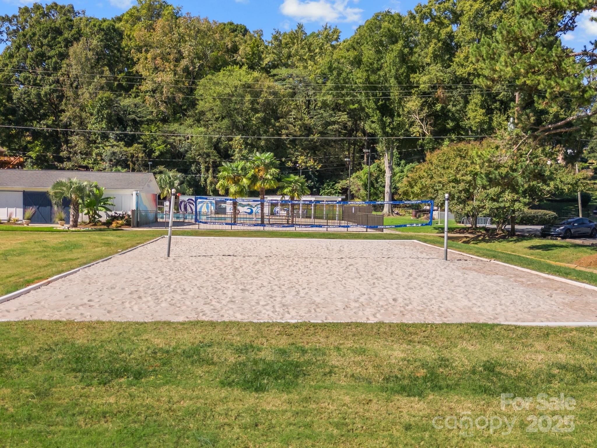 7321 Mapleridge Drive