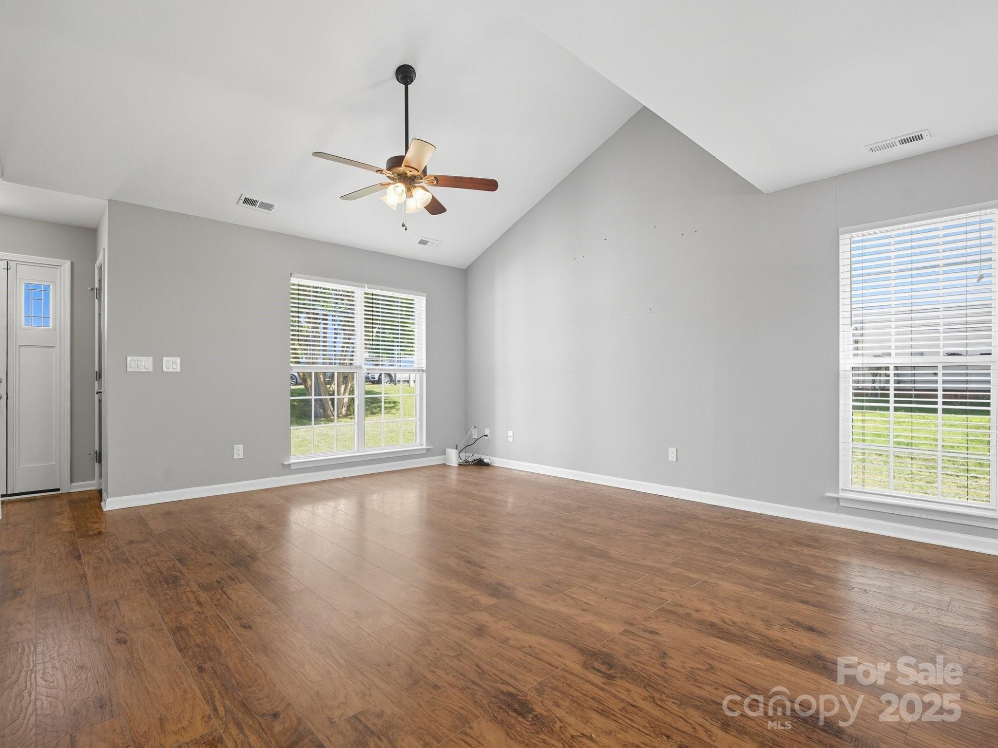 7321 Mapleridge Drive