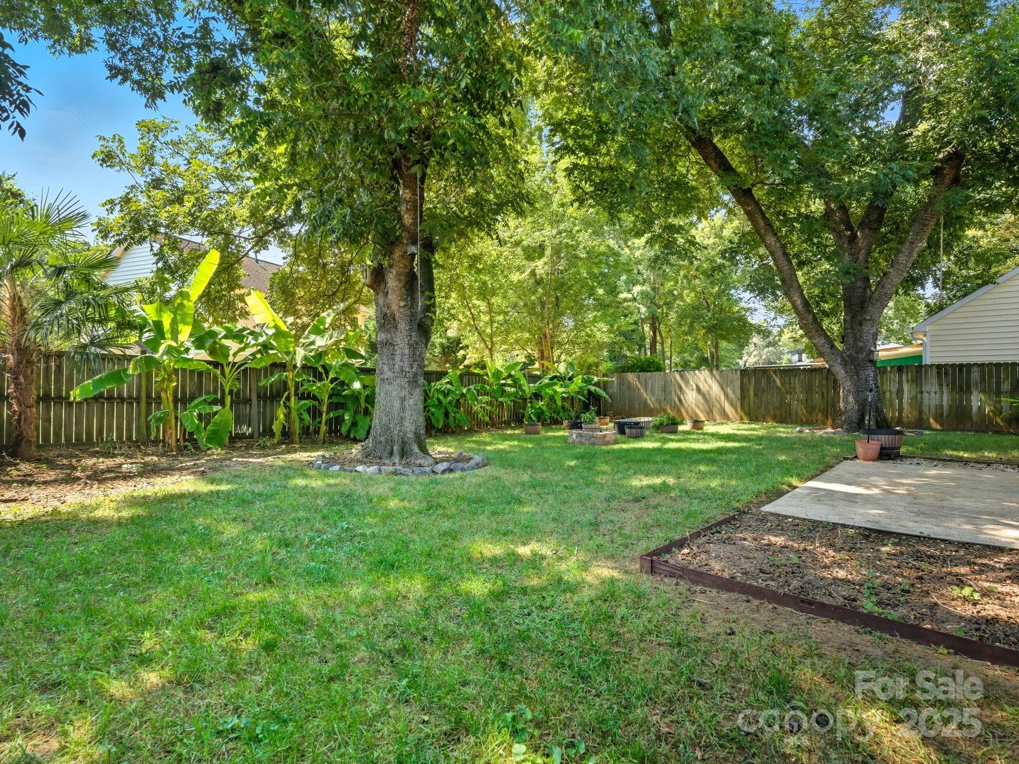 7321 Mapleridge Drive