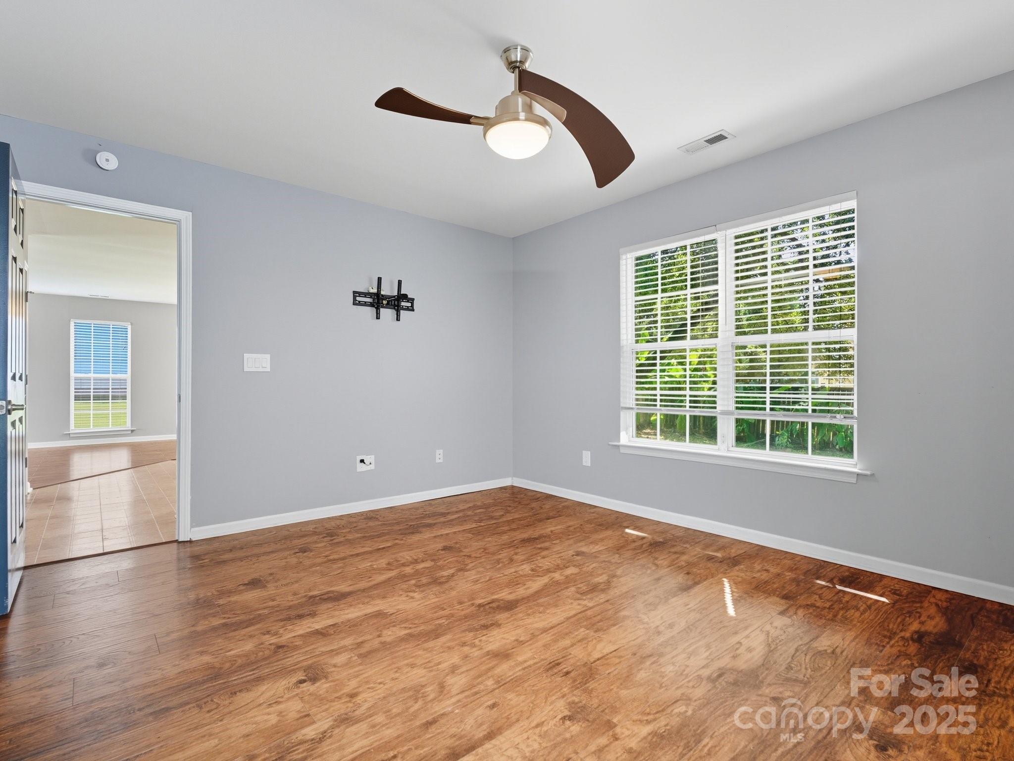 7321 Mapleridge Drive