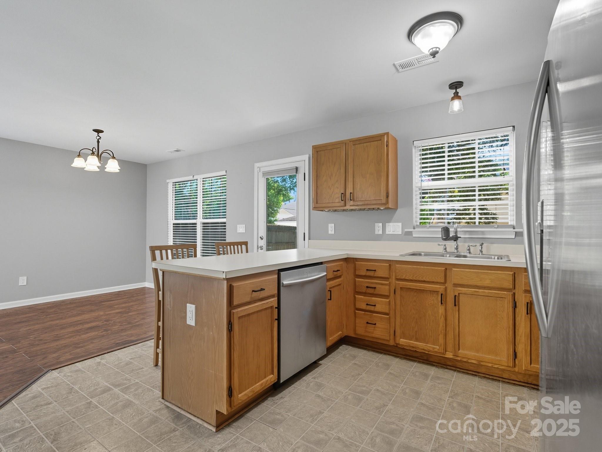 7321 Mapleridge Drive