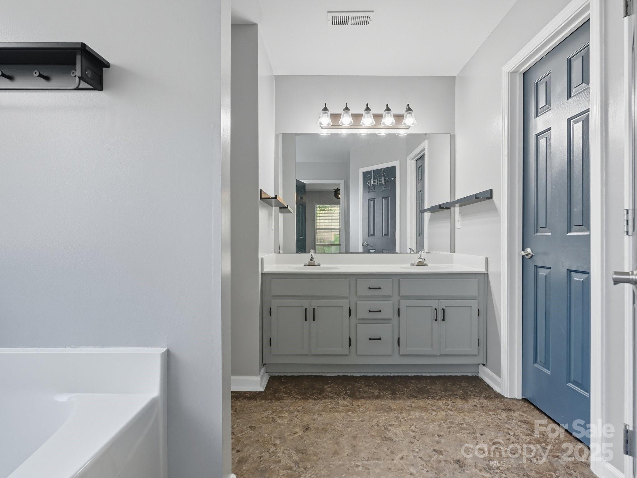 7321 Mapleridge Drive