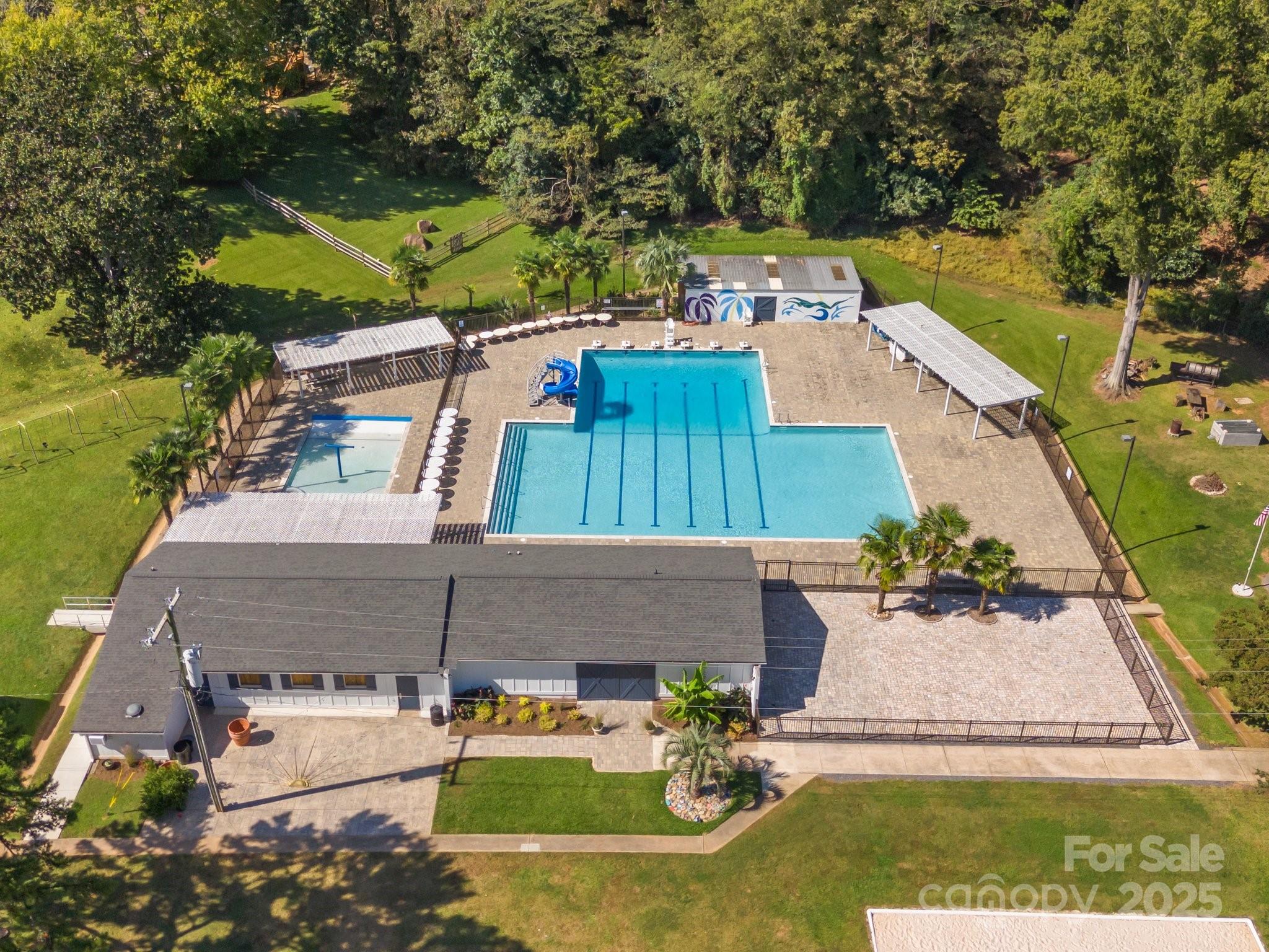 7321 Mapleridge Drive