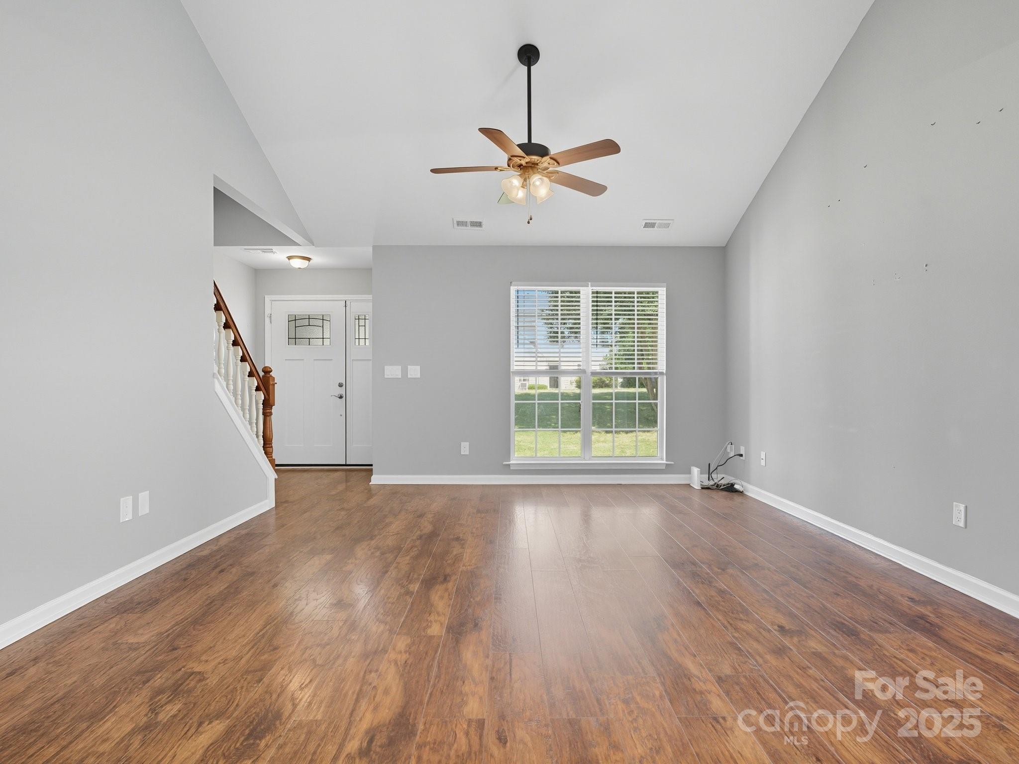 7321 Mapleridge Drive