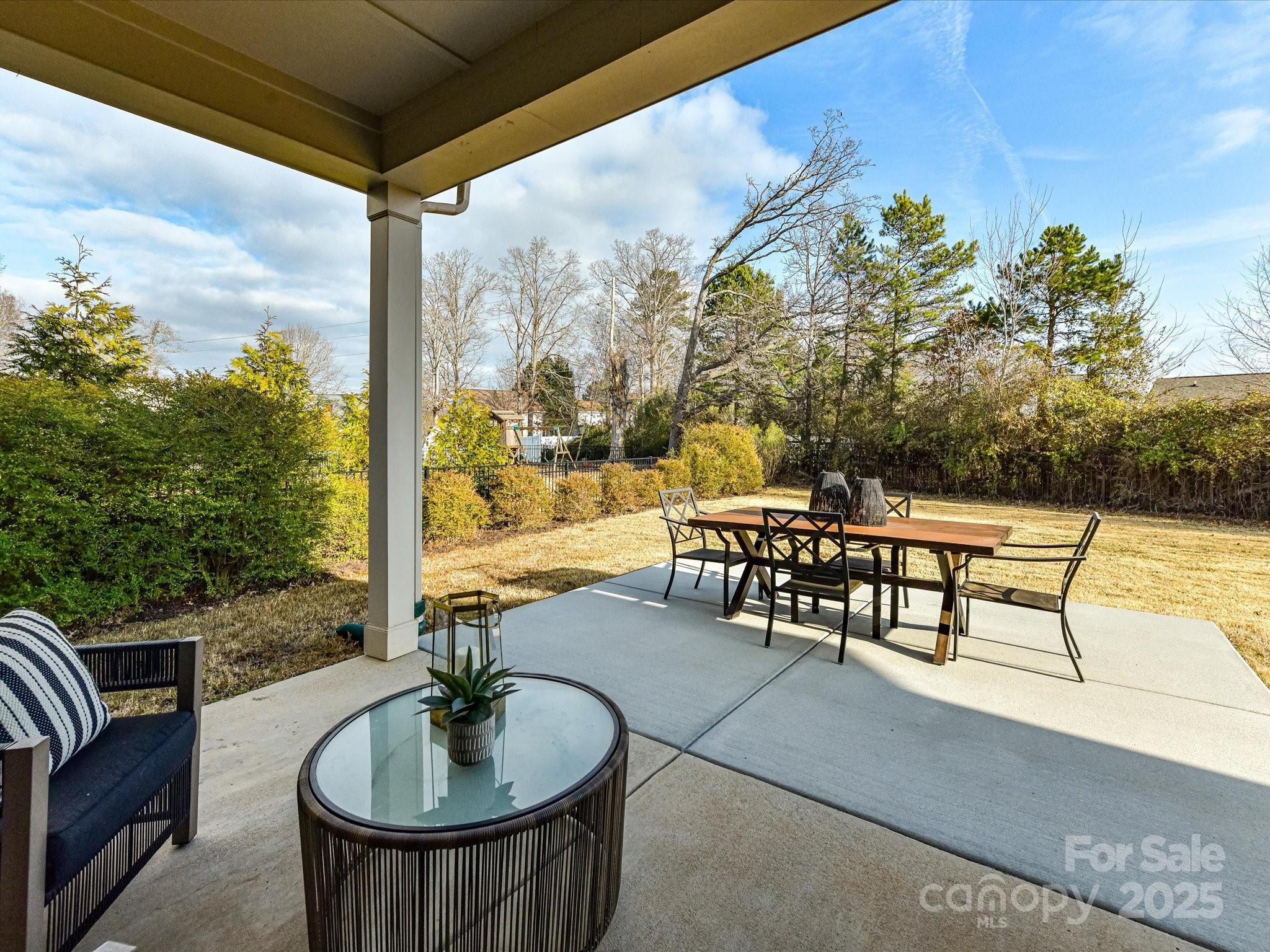 1037 Paddington Drive