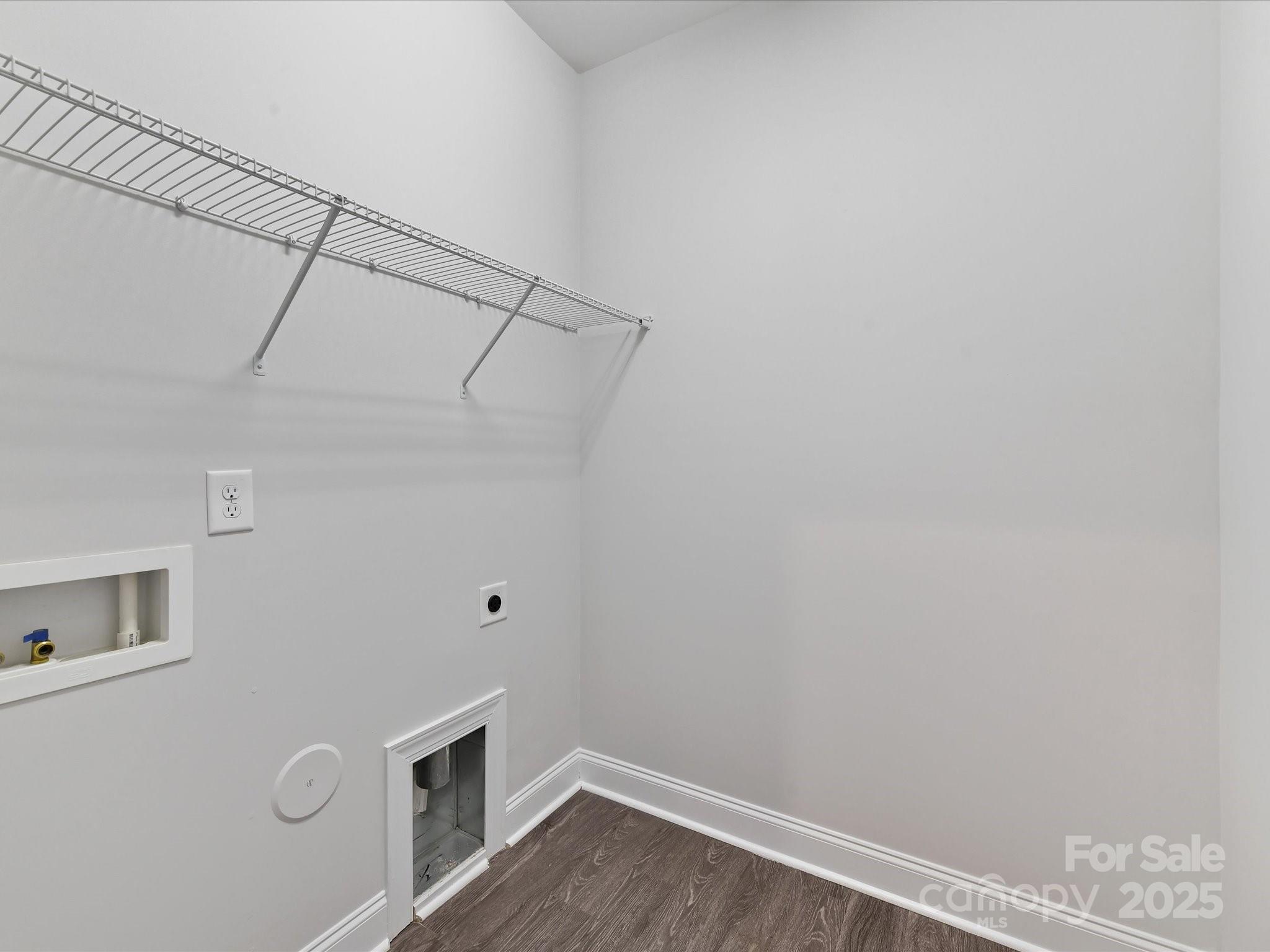 1037 Paddington Drive