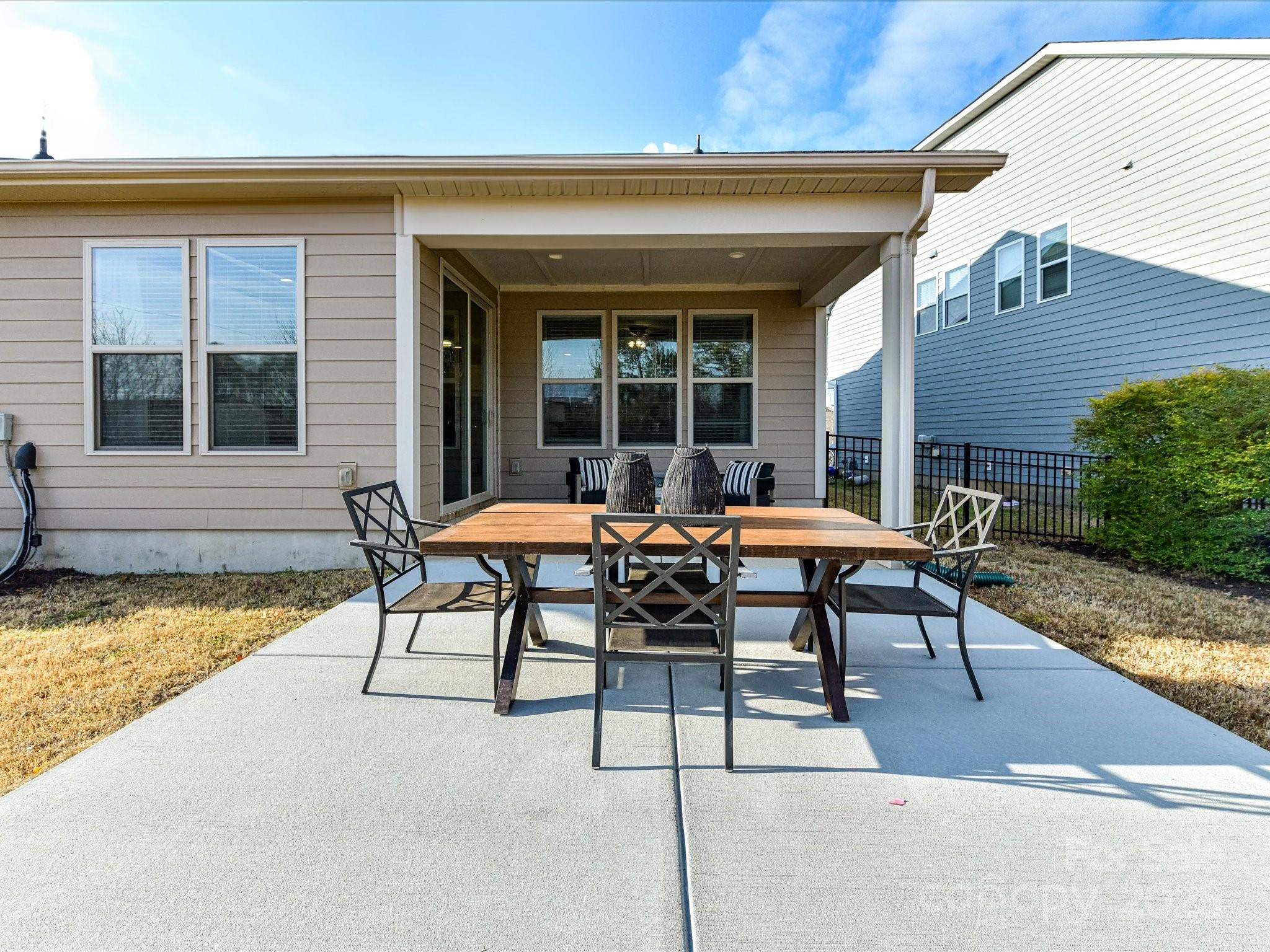 1037 Paddington Drive