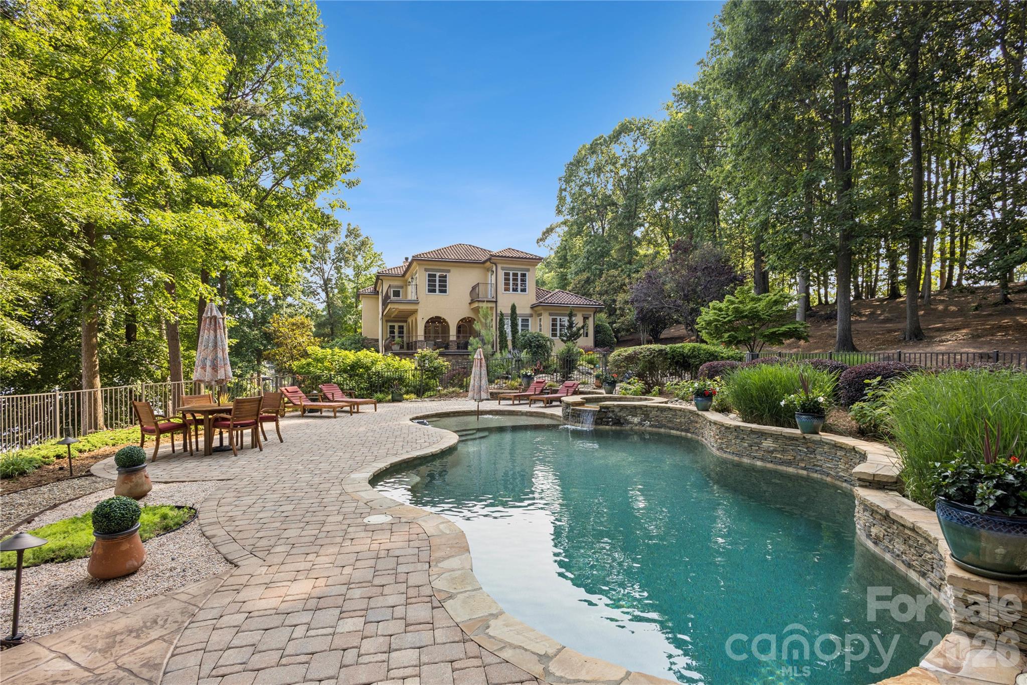 9184 Greenwood Road