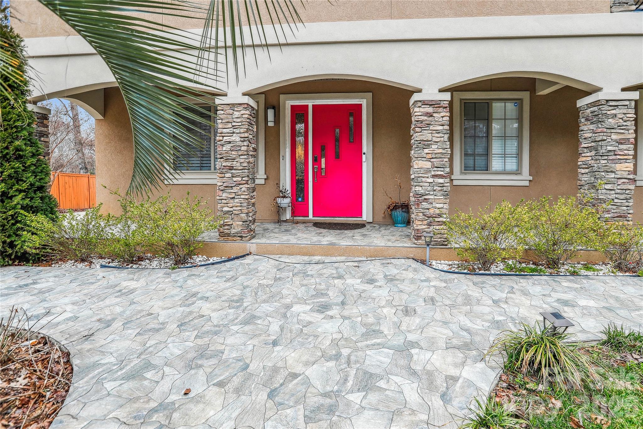 8104 Stem Court