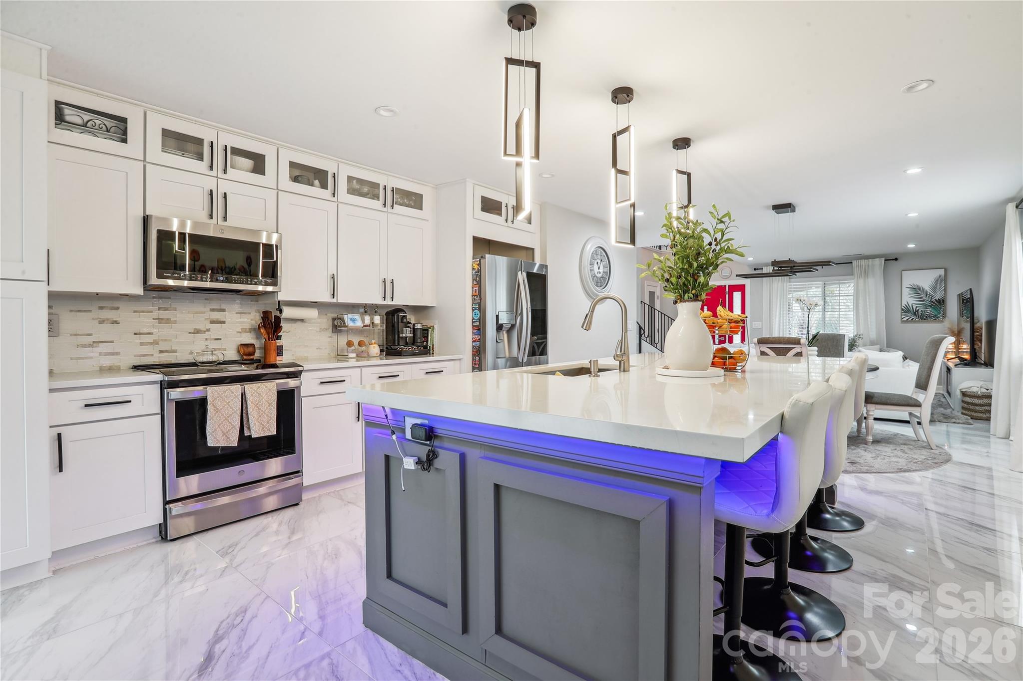 8104 Stem Court