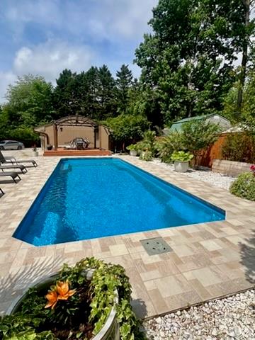 8104 Stem Court