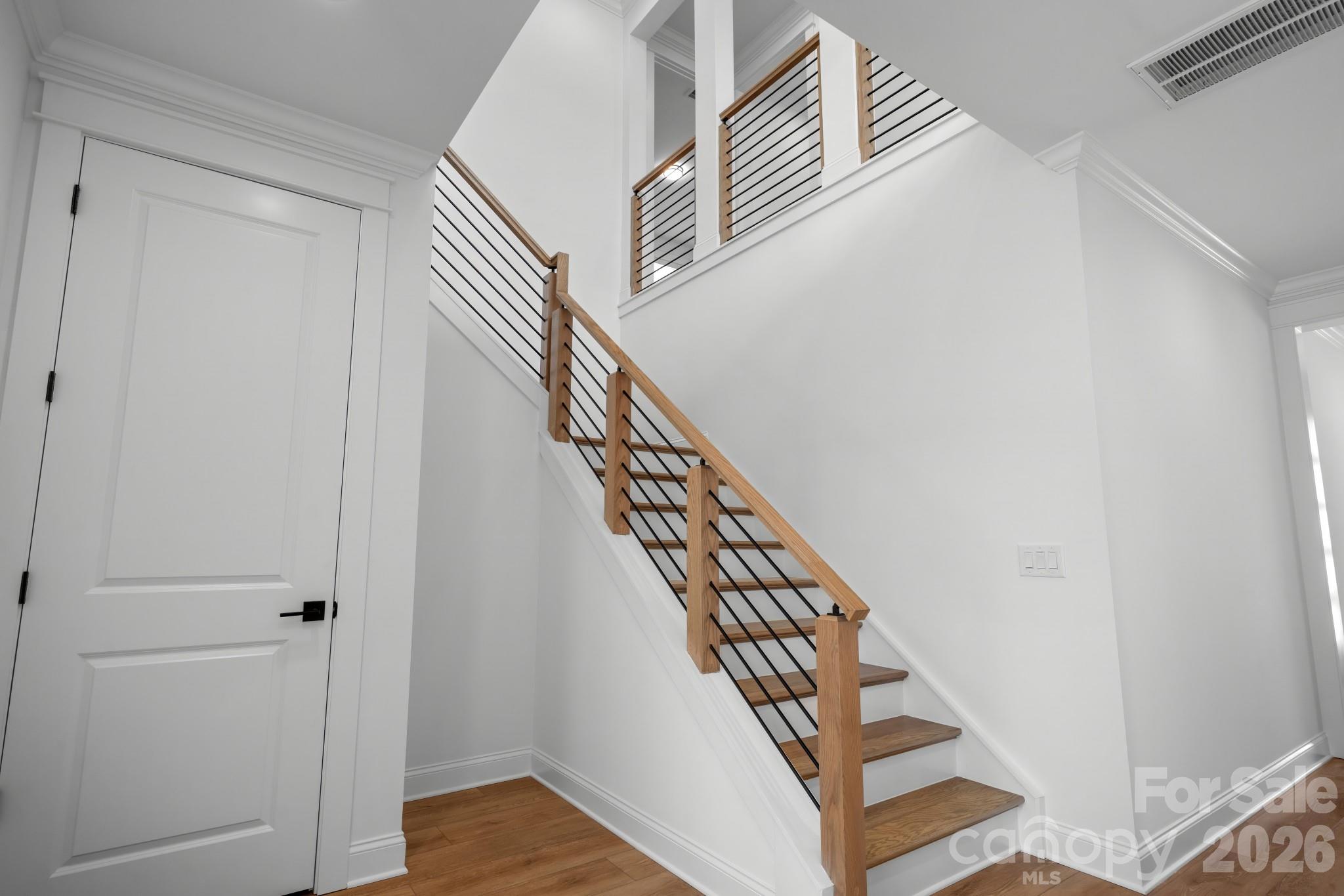 15005 Brownleigh Lane