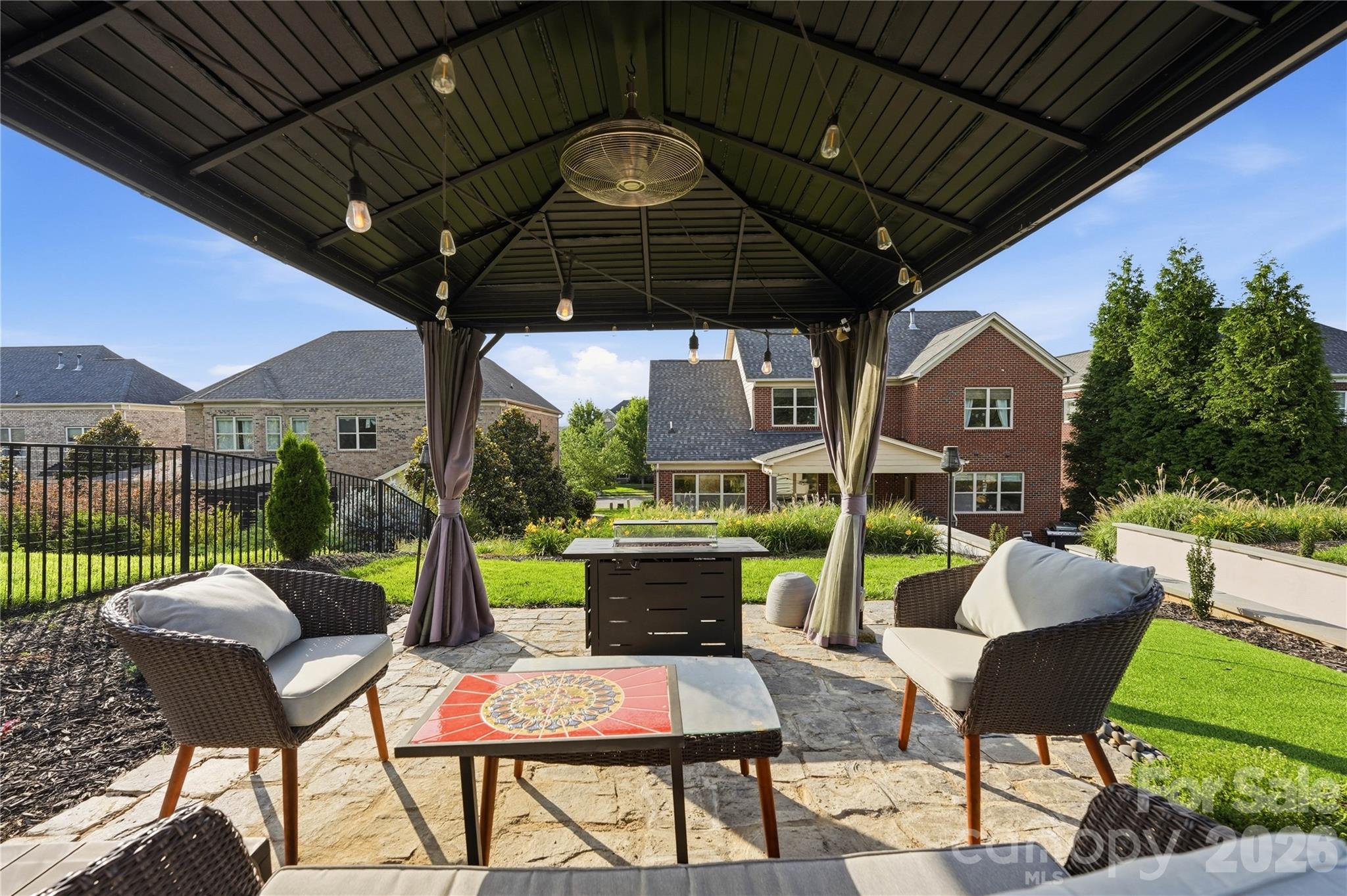 803 Five Leaf Lane