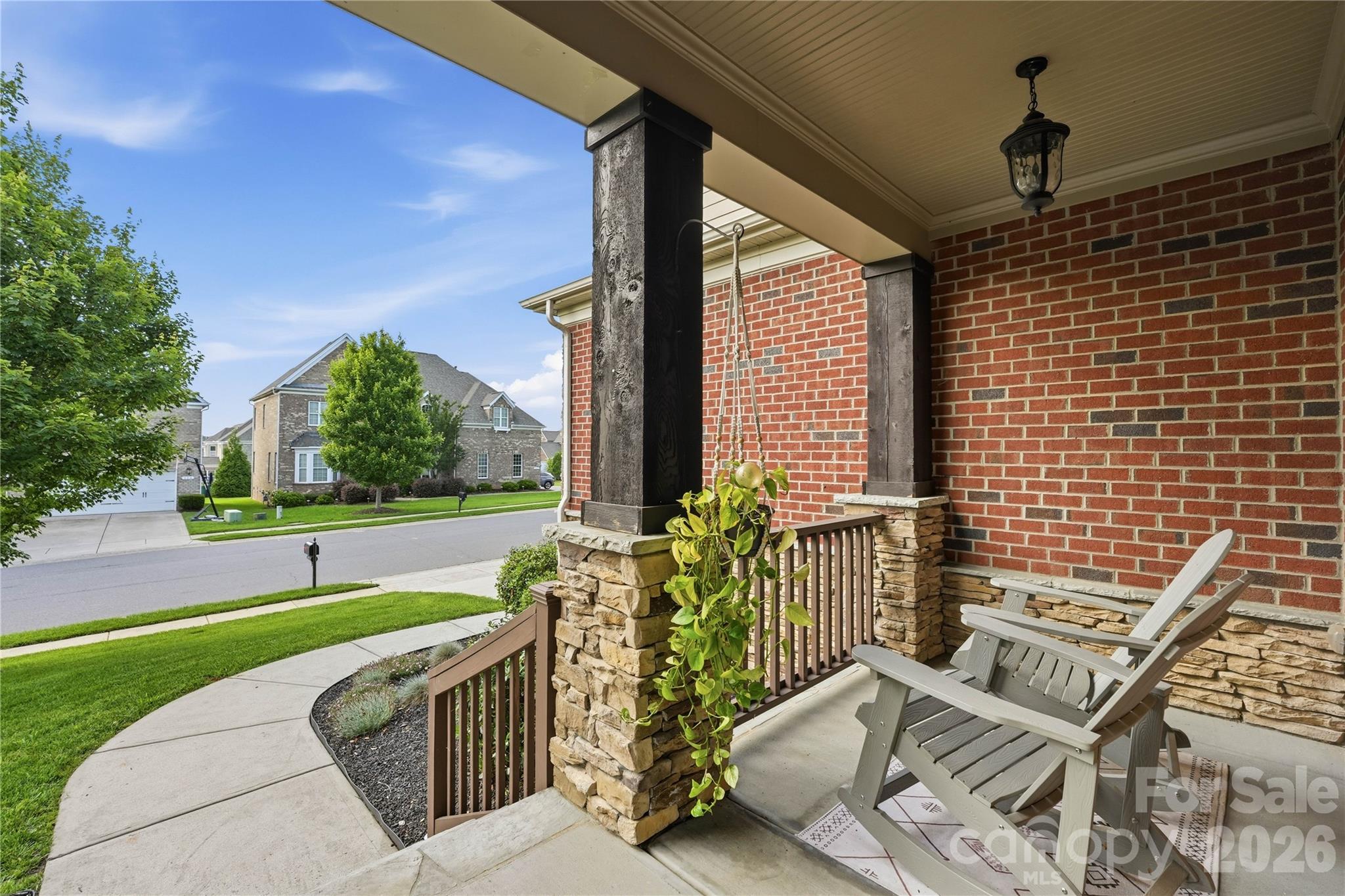 803 Five Leaf Lane