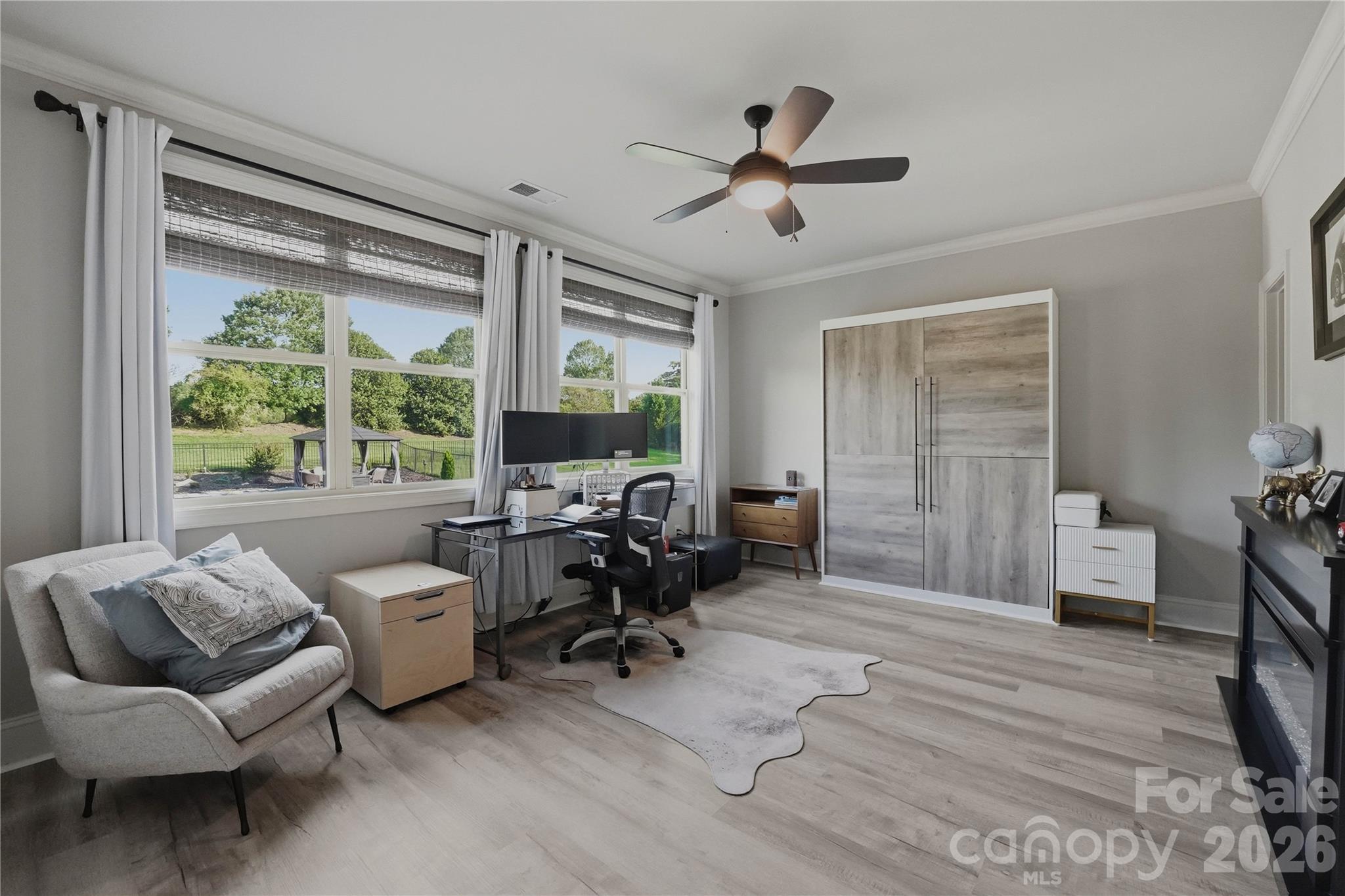 803 Five Leaf Lane