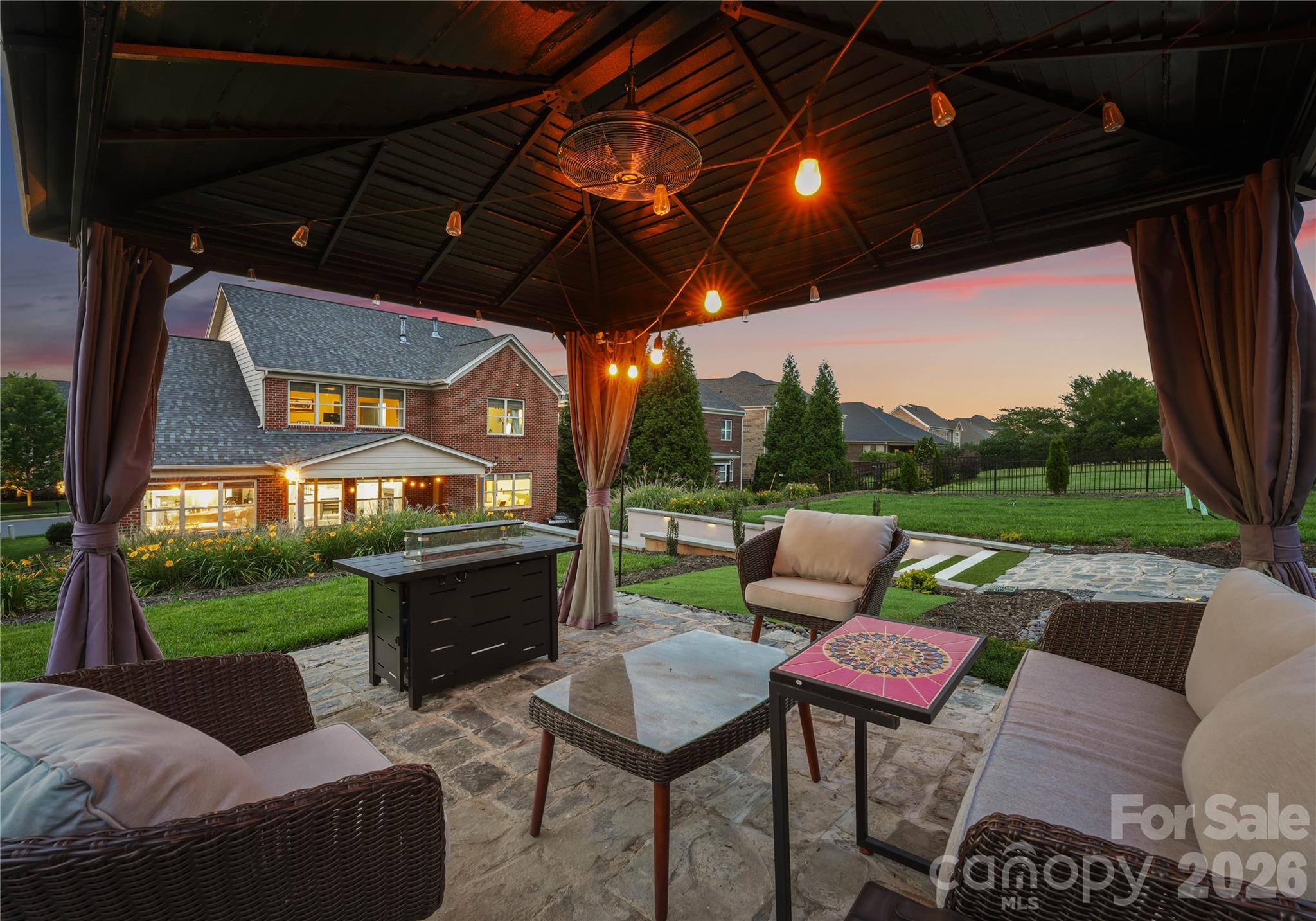 803 Five Leaf Lane