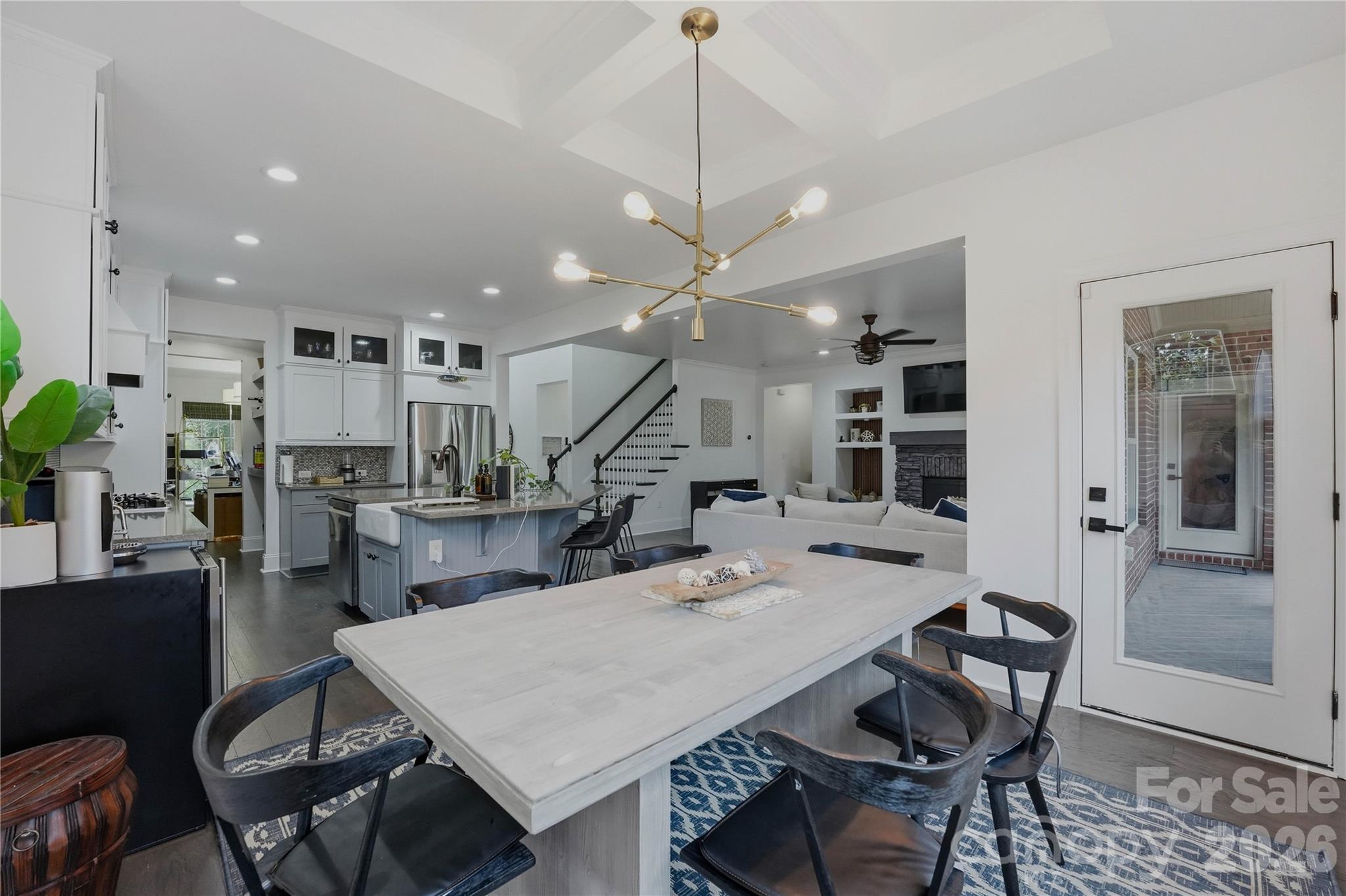 803 Five Leaf Lane