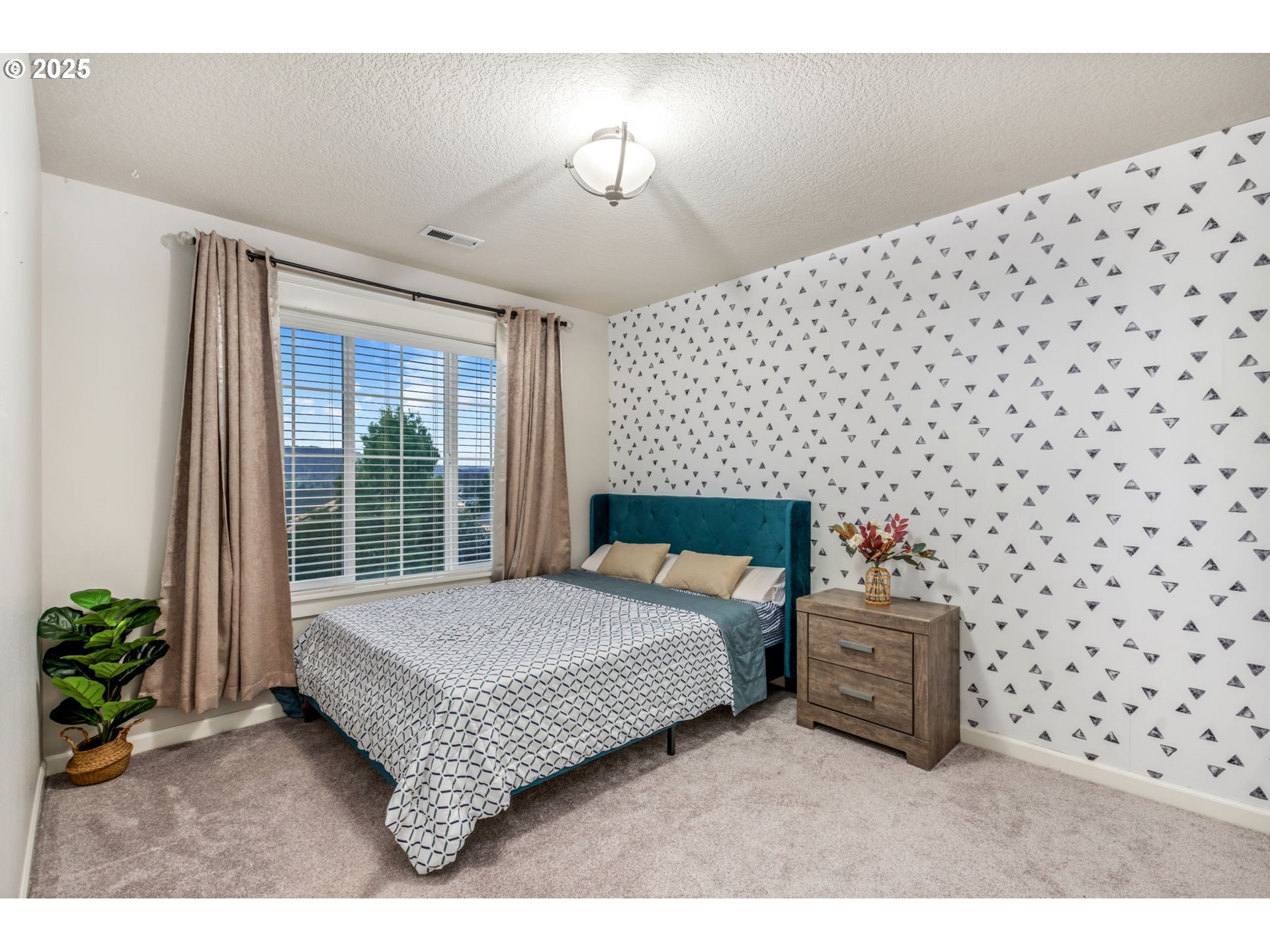 15864 SE CHELSEA MORNING DR