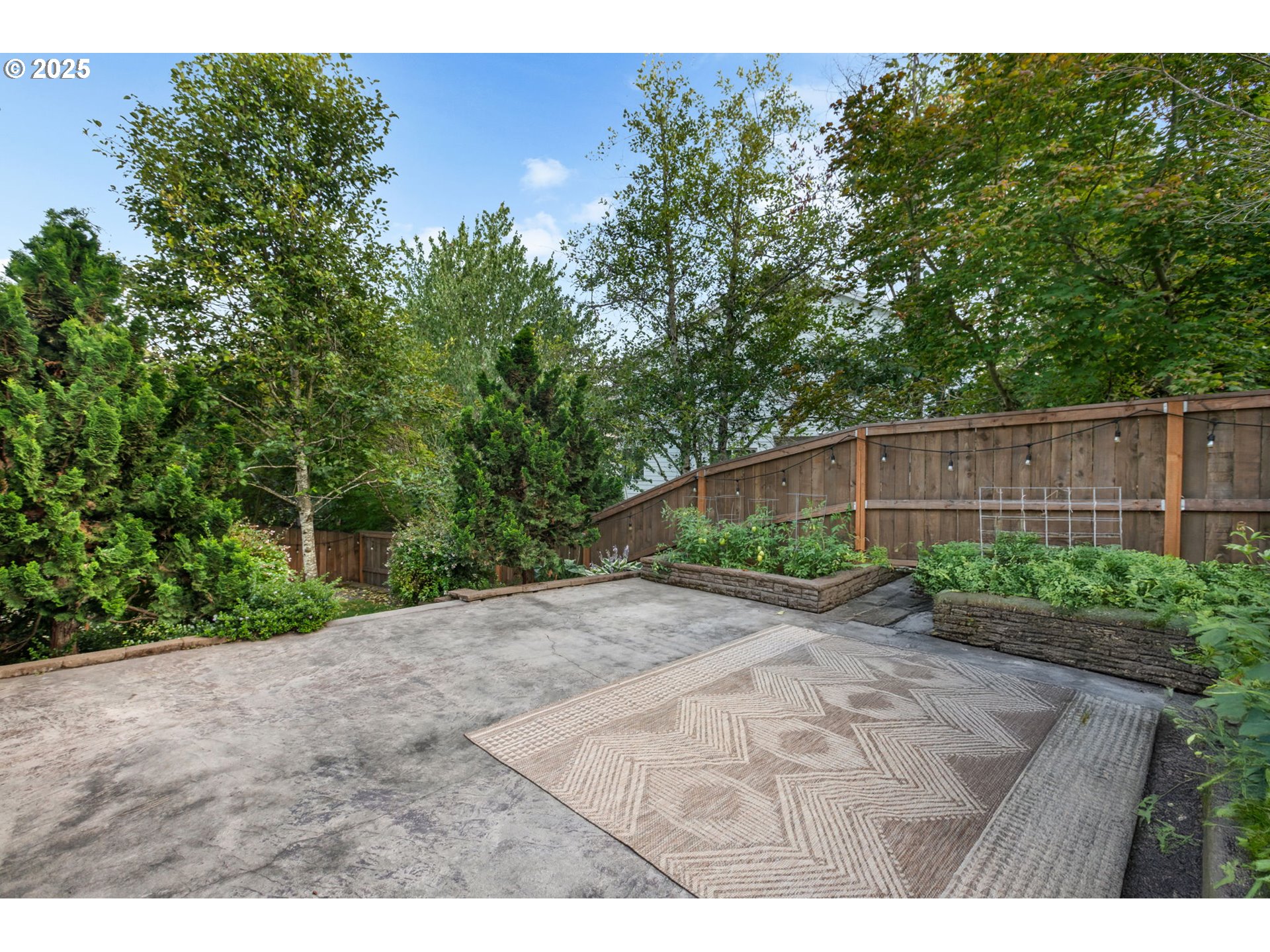 15864 SE CHELSEA MORNING DR