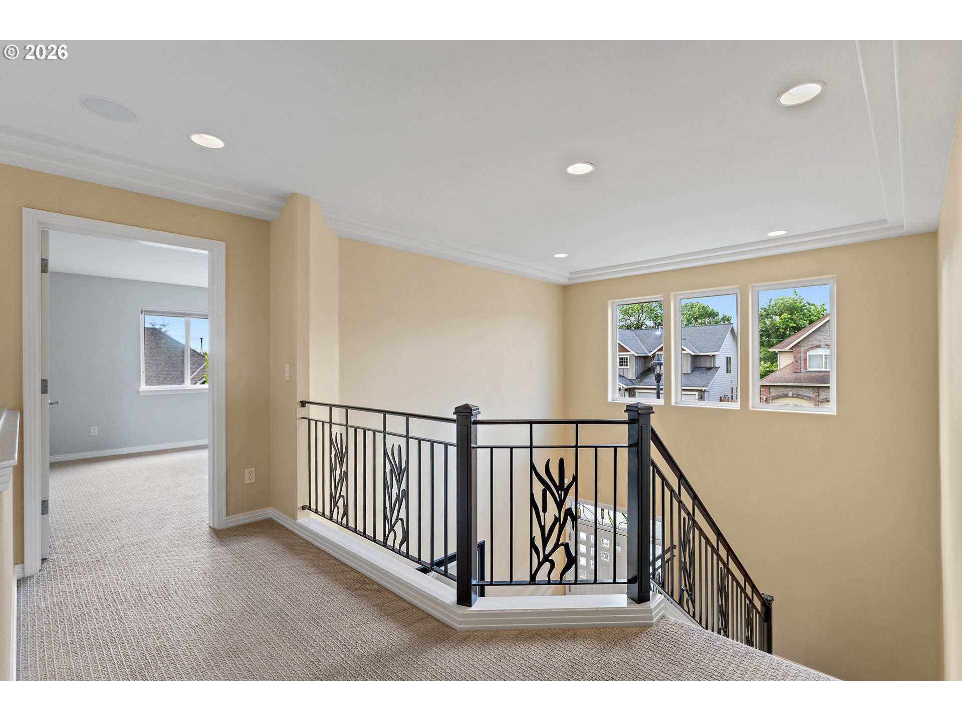 3088 N HOLLADAY DR