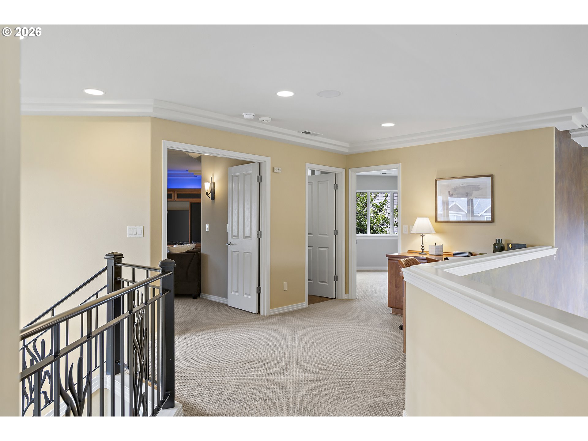 3088 N HOLLADAY DR