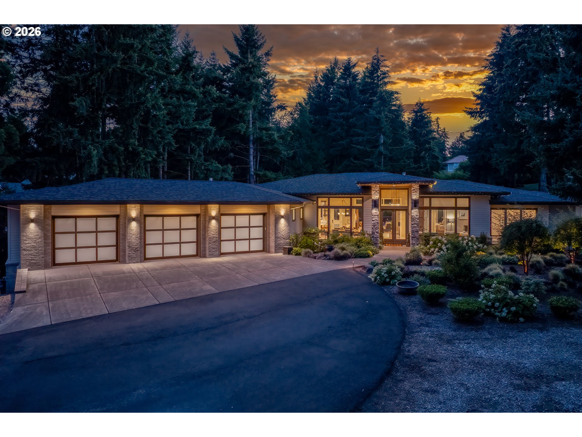 27207 SW PETES MOUNTAIN RD