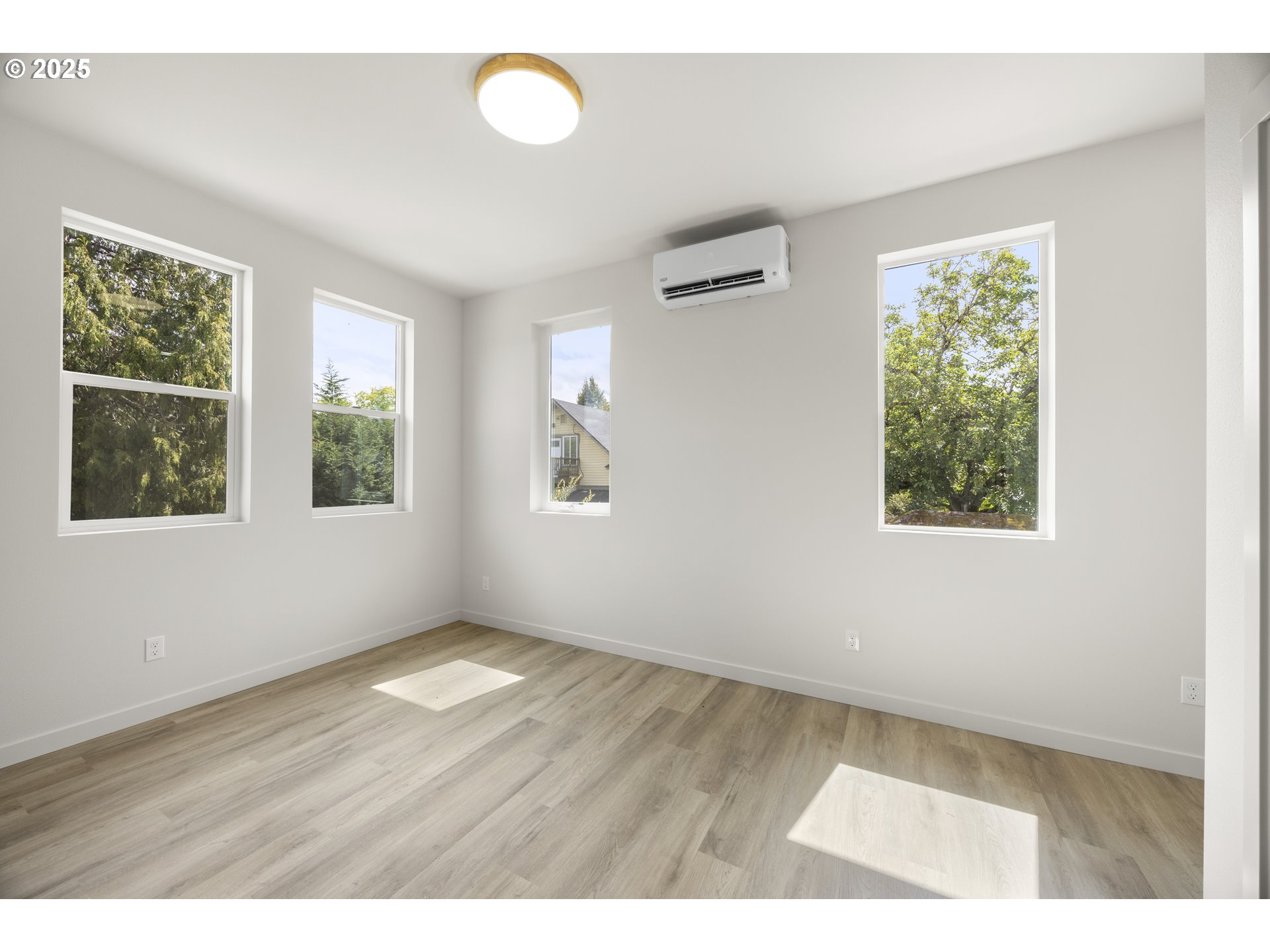 5868 N MISSOURI AVE 5