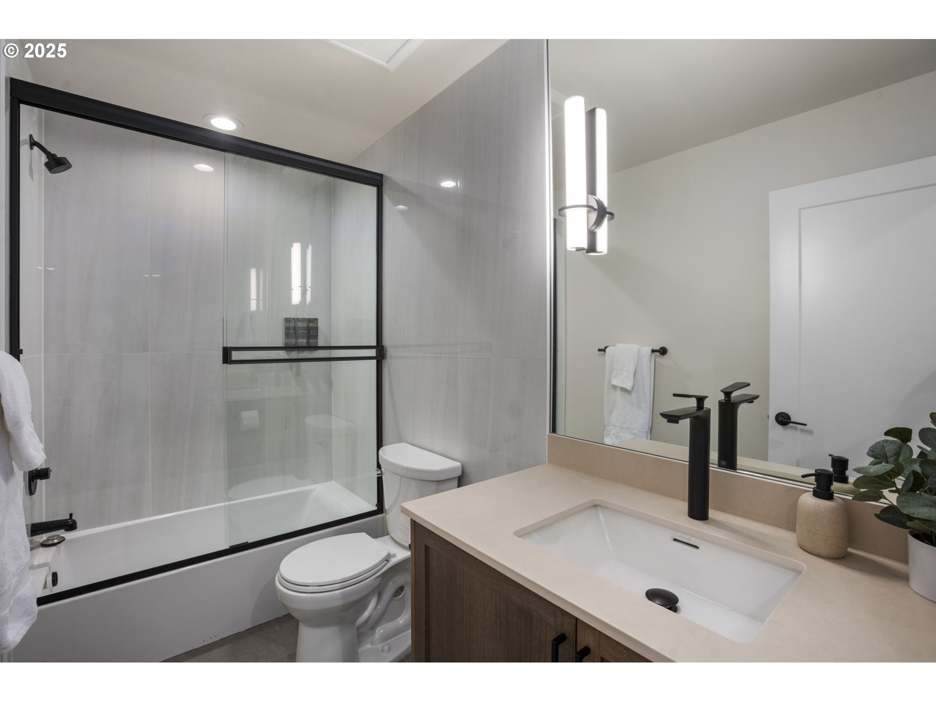87262 E MACARTNEY CT