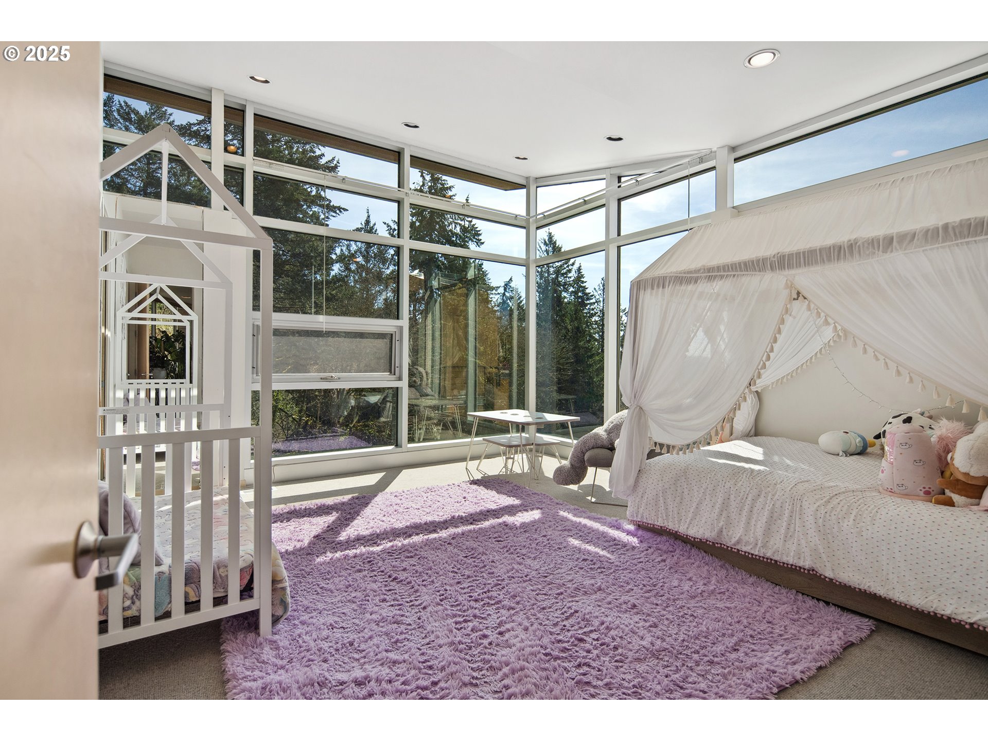 5525 SW WOODS CT