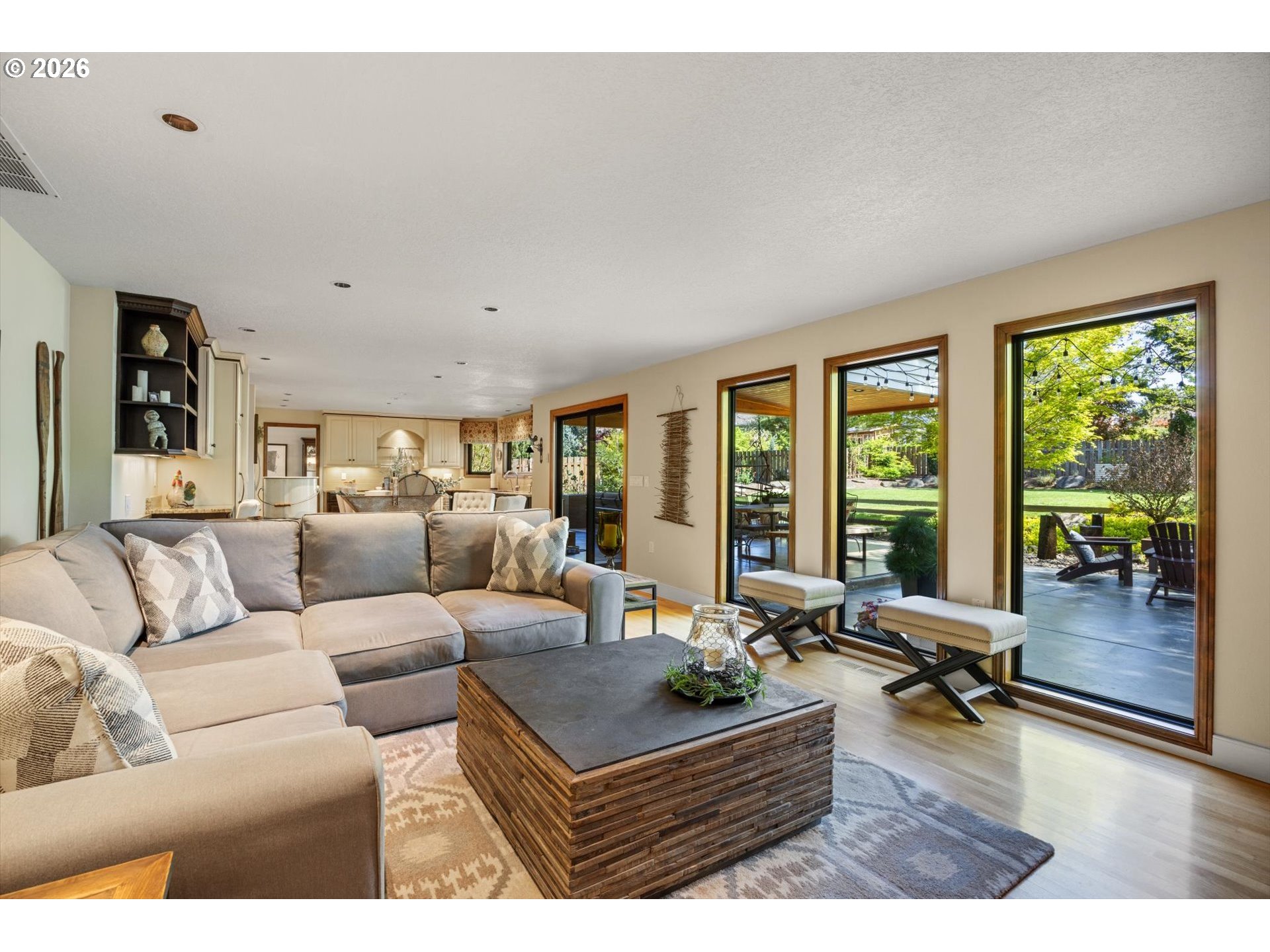 2910 NW BAUER WOODS DR