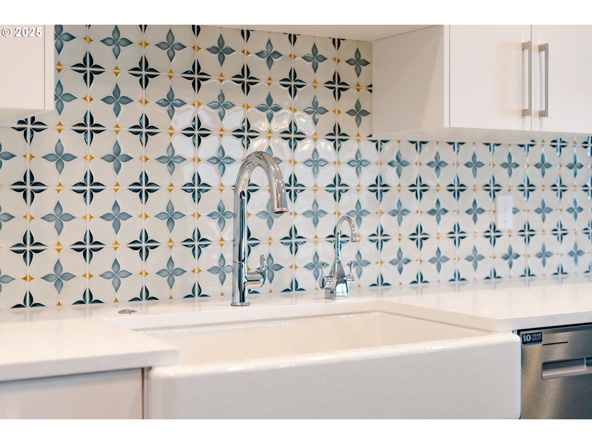 1414 SW 3RD AVE 2902