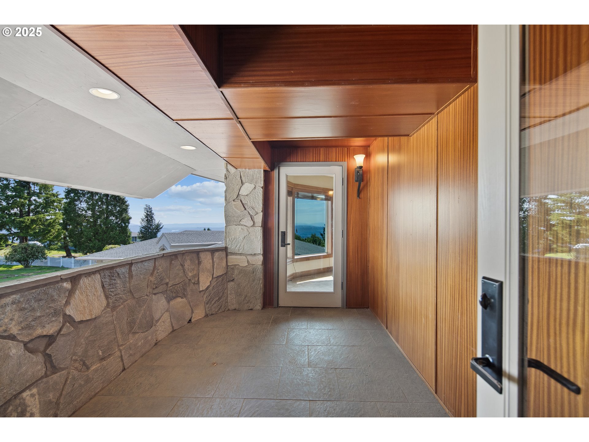 10801 SE RIDGEWAY DR