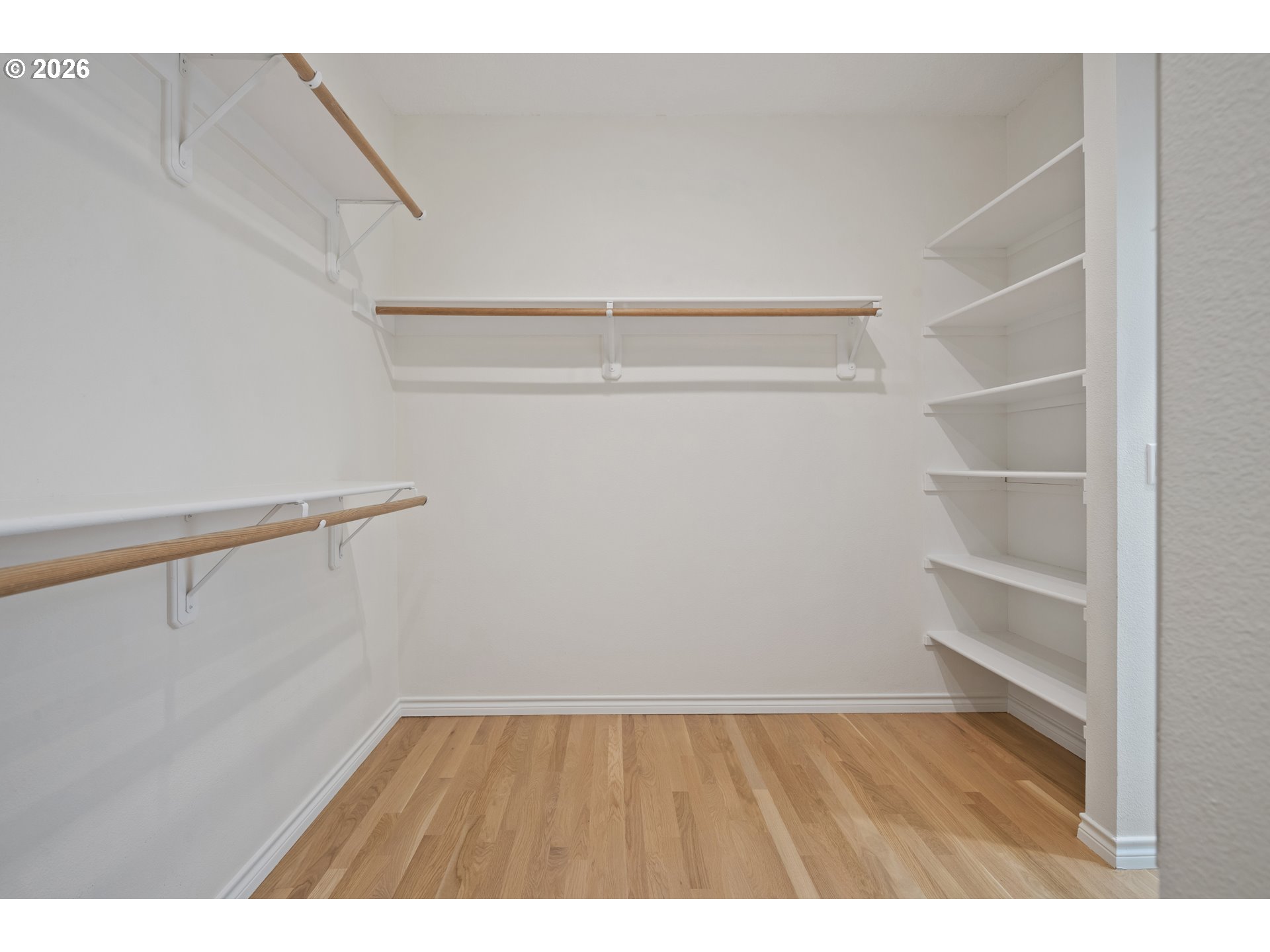 1140 SW FAIRFAX PL