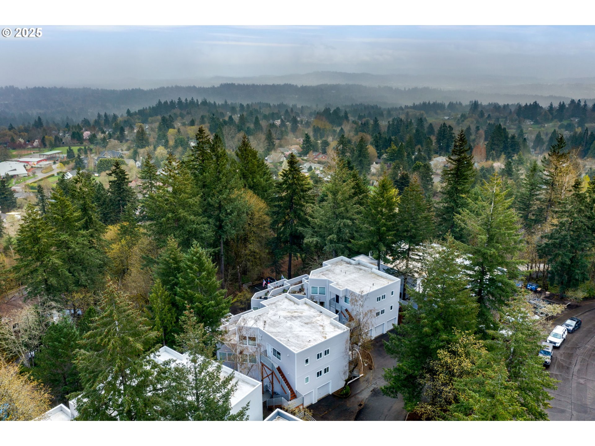 48 EAGLE CREST DR 4C