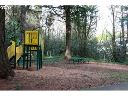 48 EAGLE CREST DR 4C