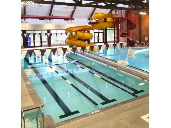 48 EAGLE CREST DR 4C