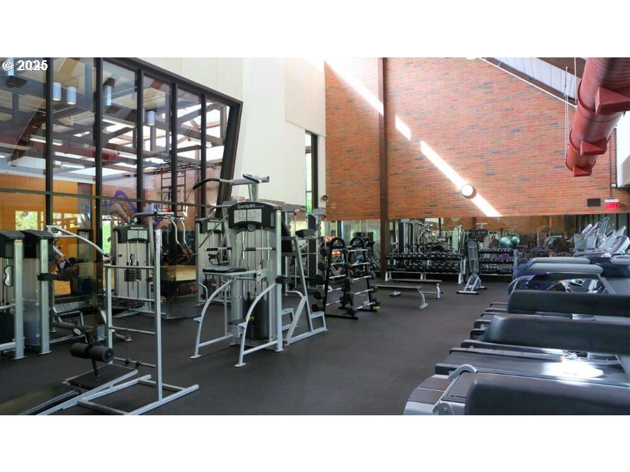 48 EAGLE CREST DR 4C