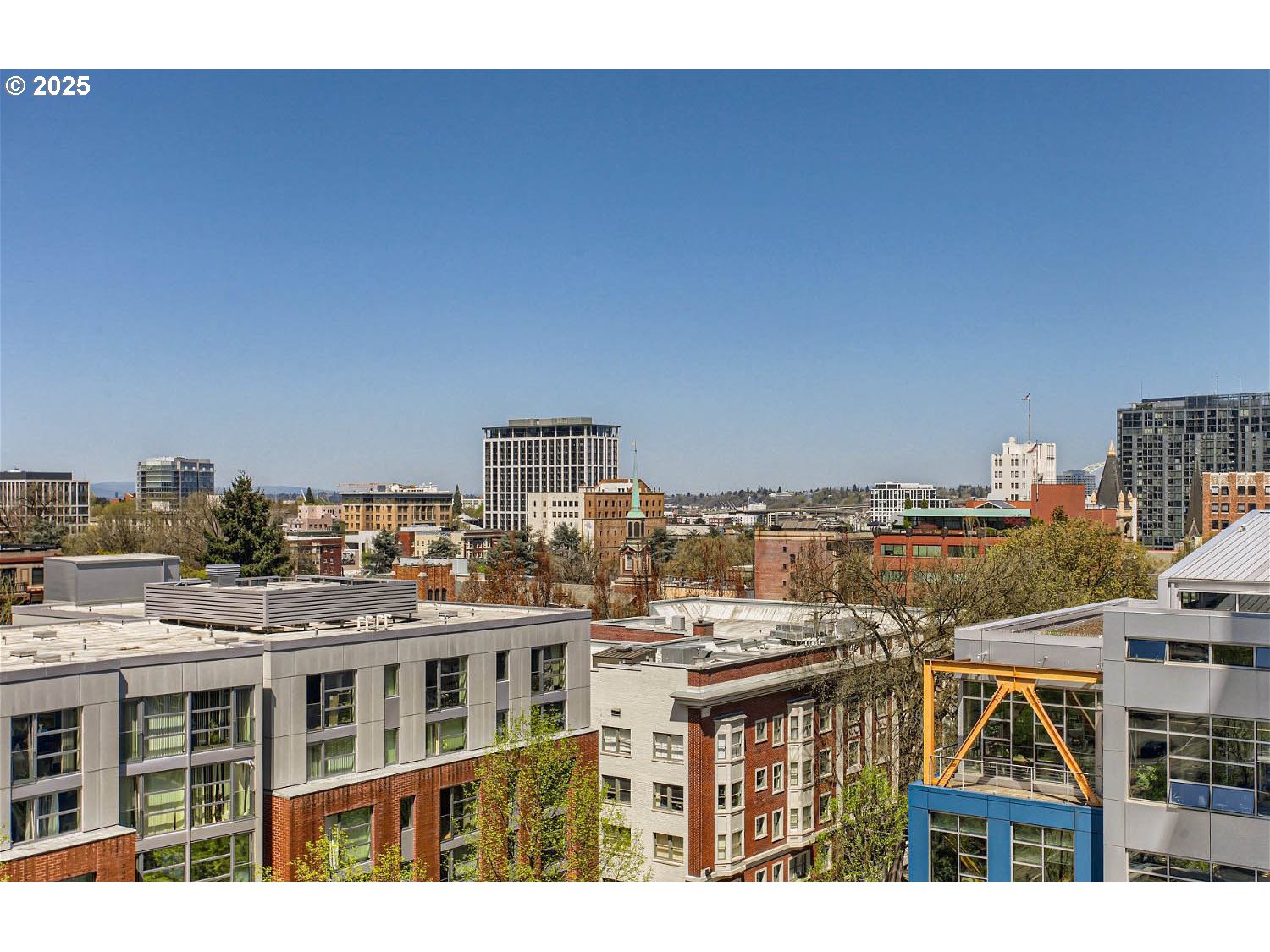 1221 SW 10TH AVE 809