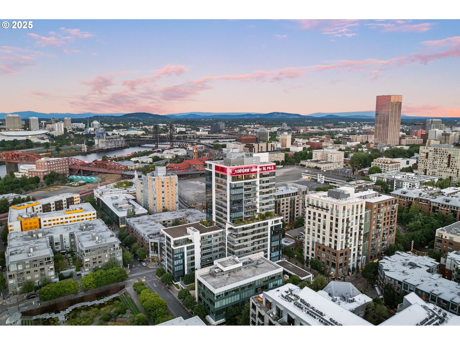 1001 NW LOVEJOY ST PH-3