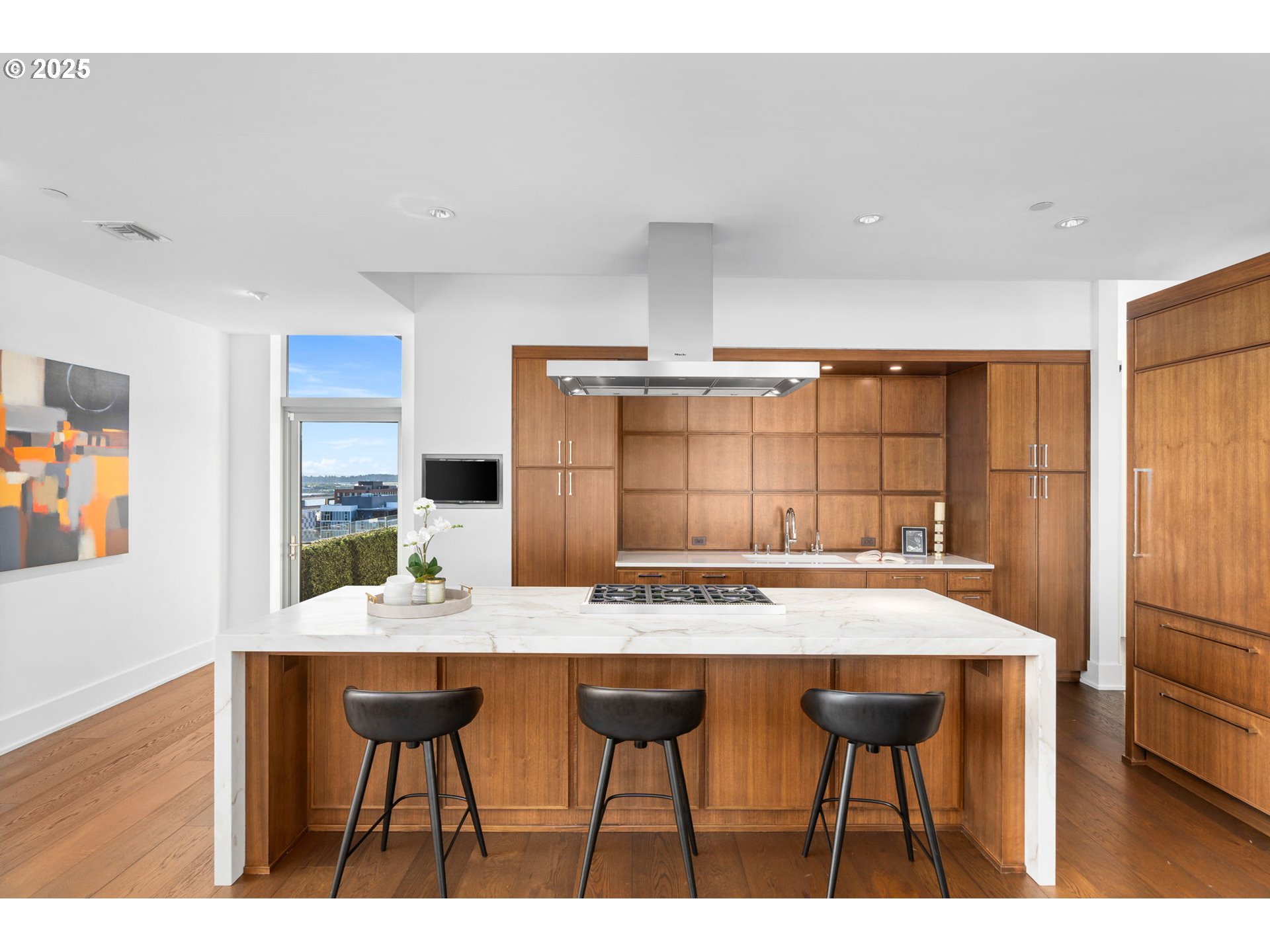 1001 NW LOVEJOY ST PH-3