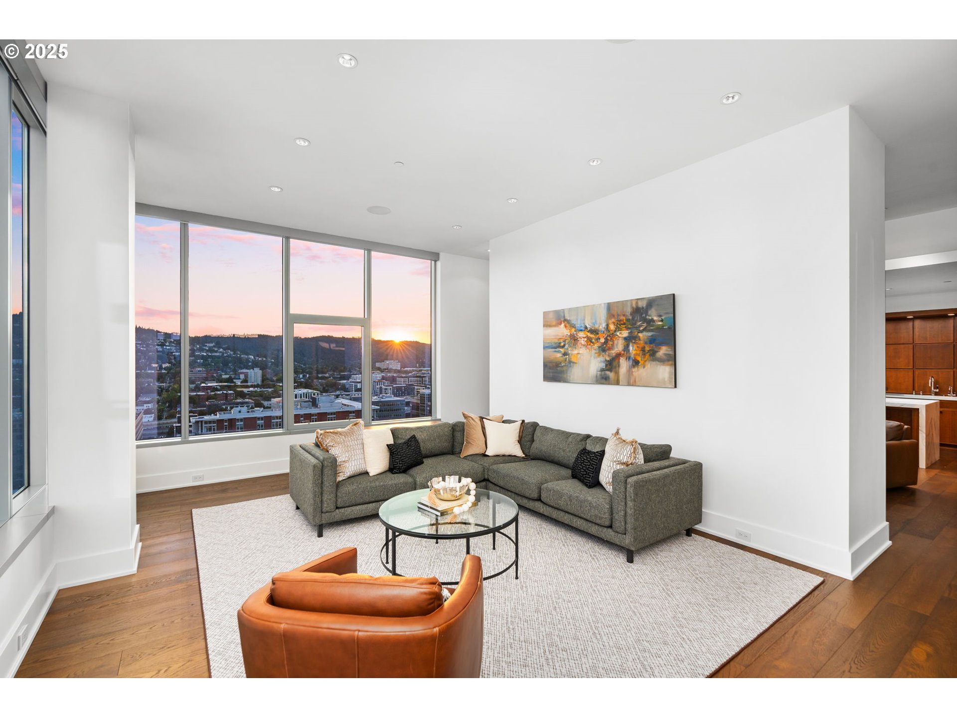 1001 NW LOVEJOY ST PH-3