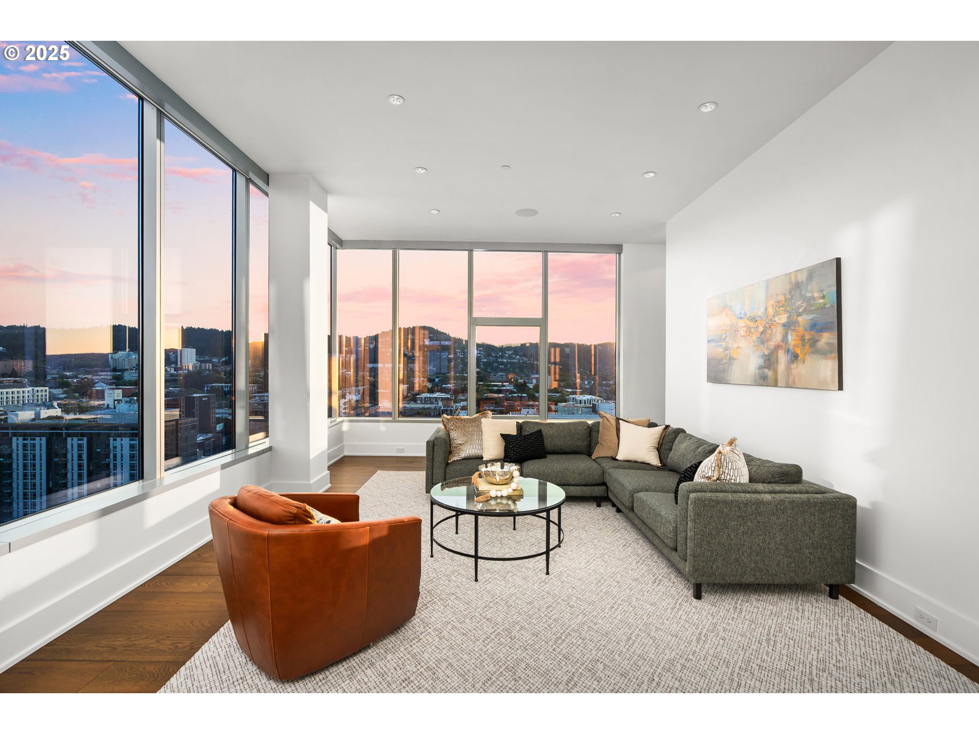 1001 NW LOVEJOY ST PH-3