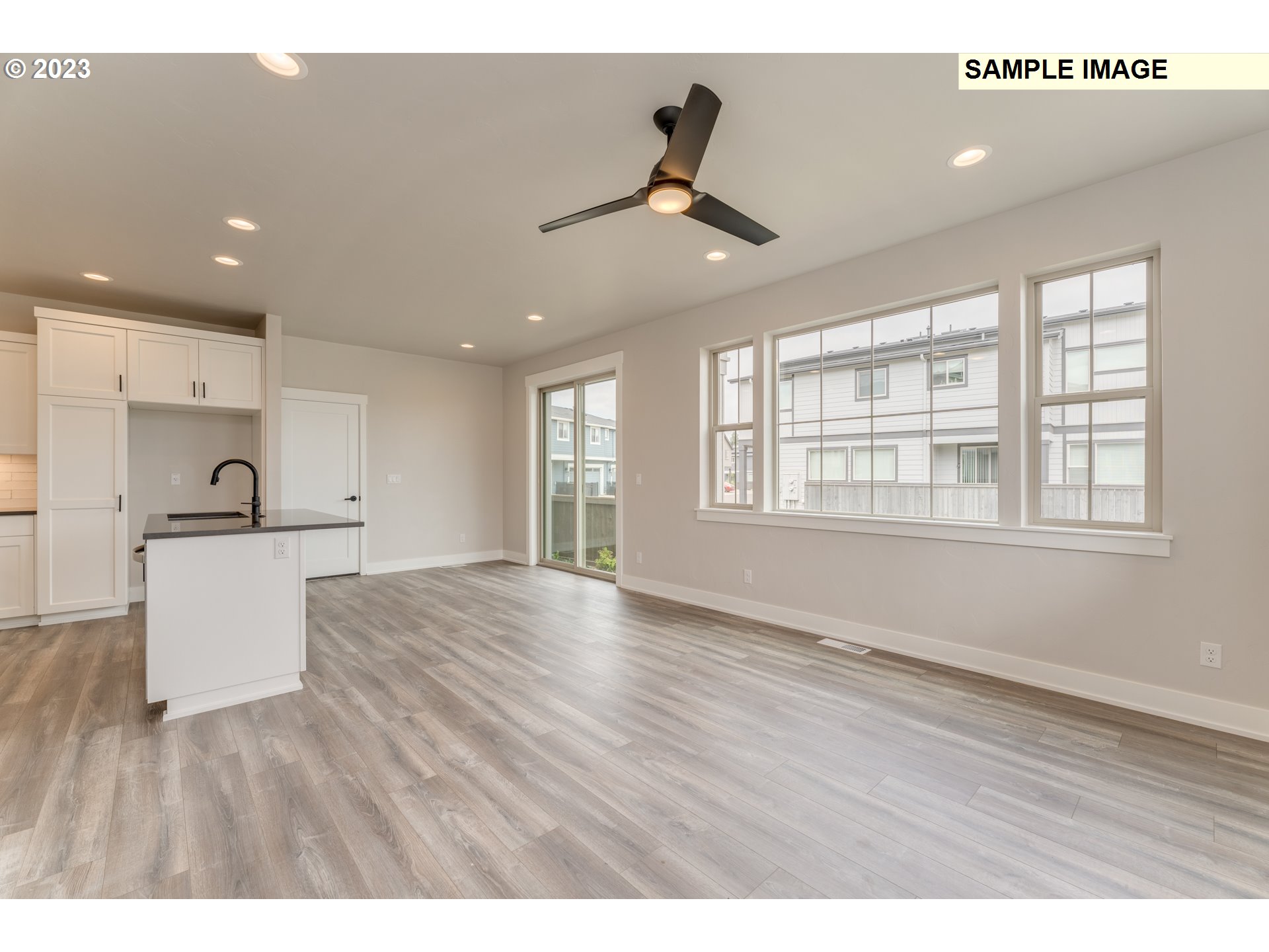 7812 SE Reddington ST