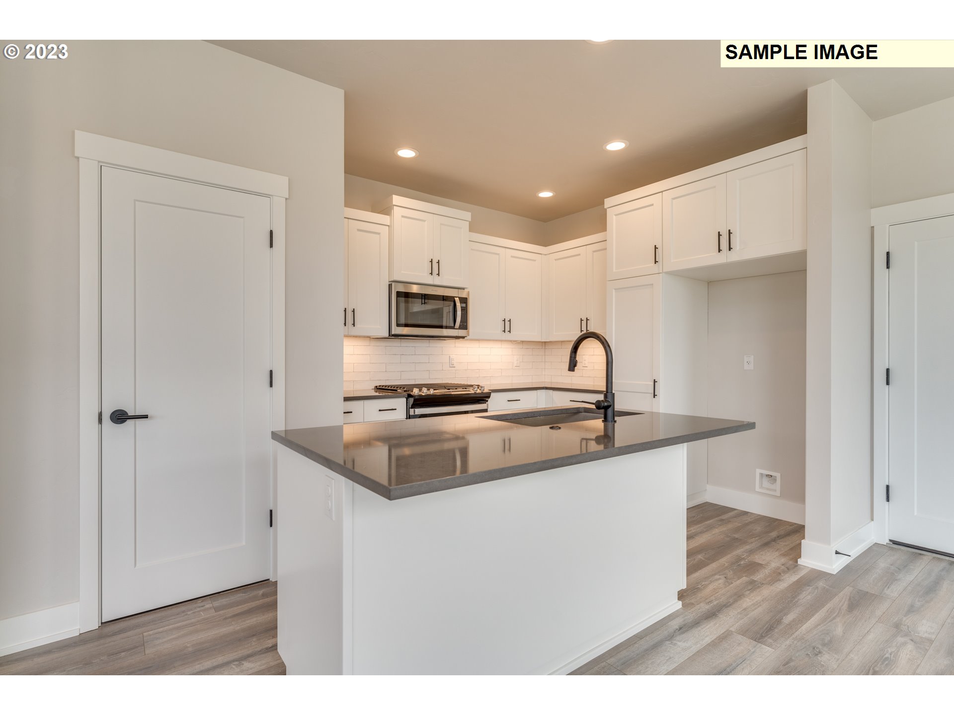 7812 SE Reddington ST