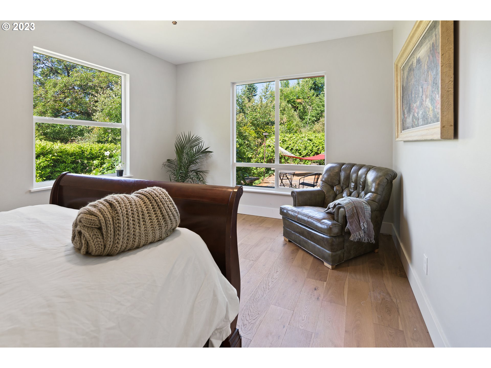 9209 SW BOONES FERRY RD