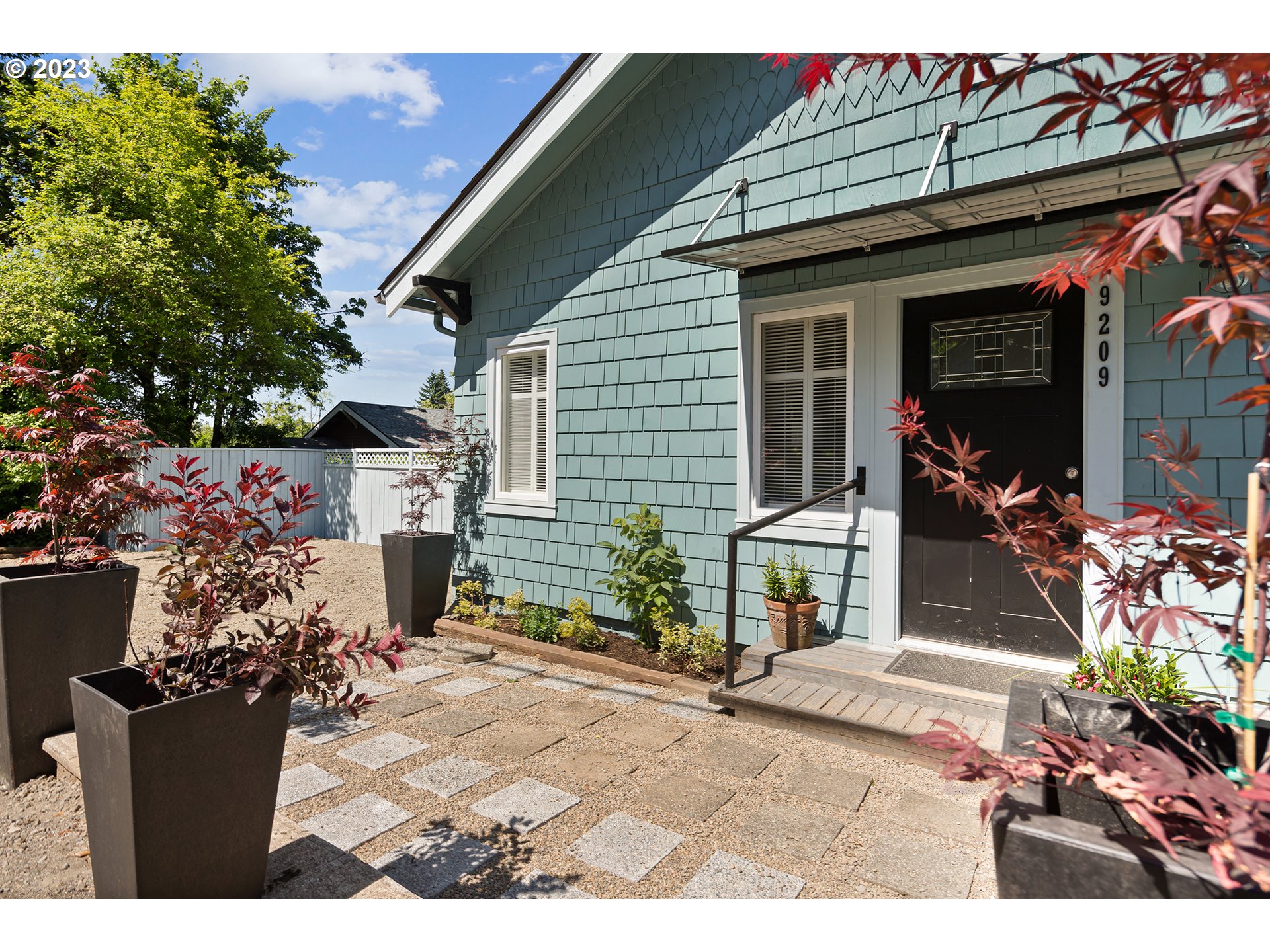 9209 SW BOONES FERRY RD