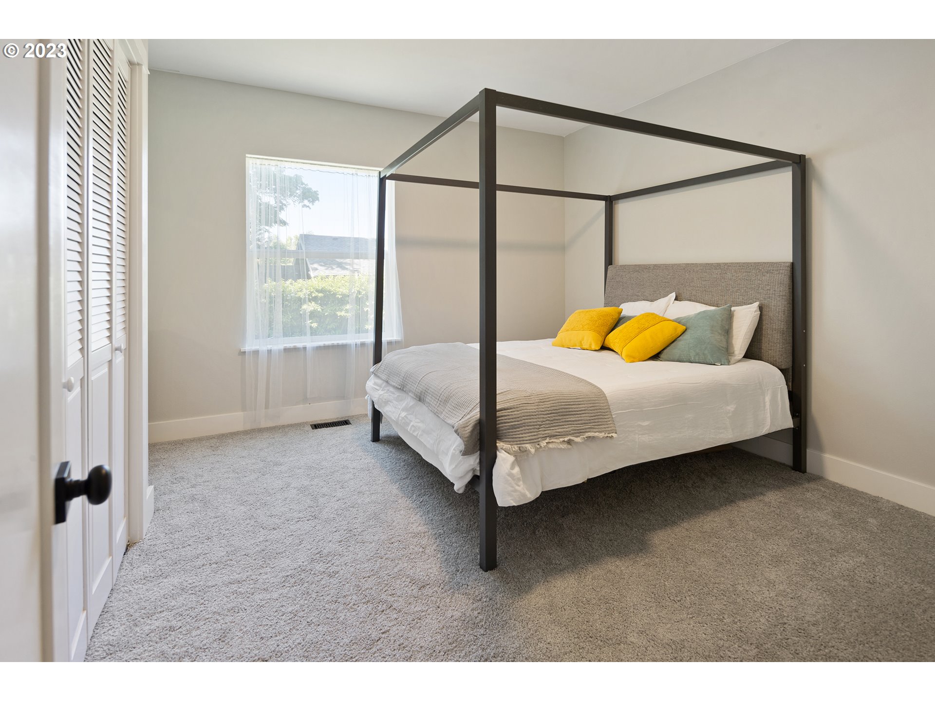 9209 SW BOONES FERRY RD