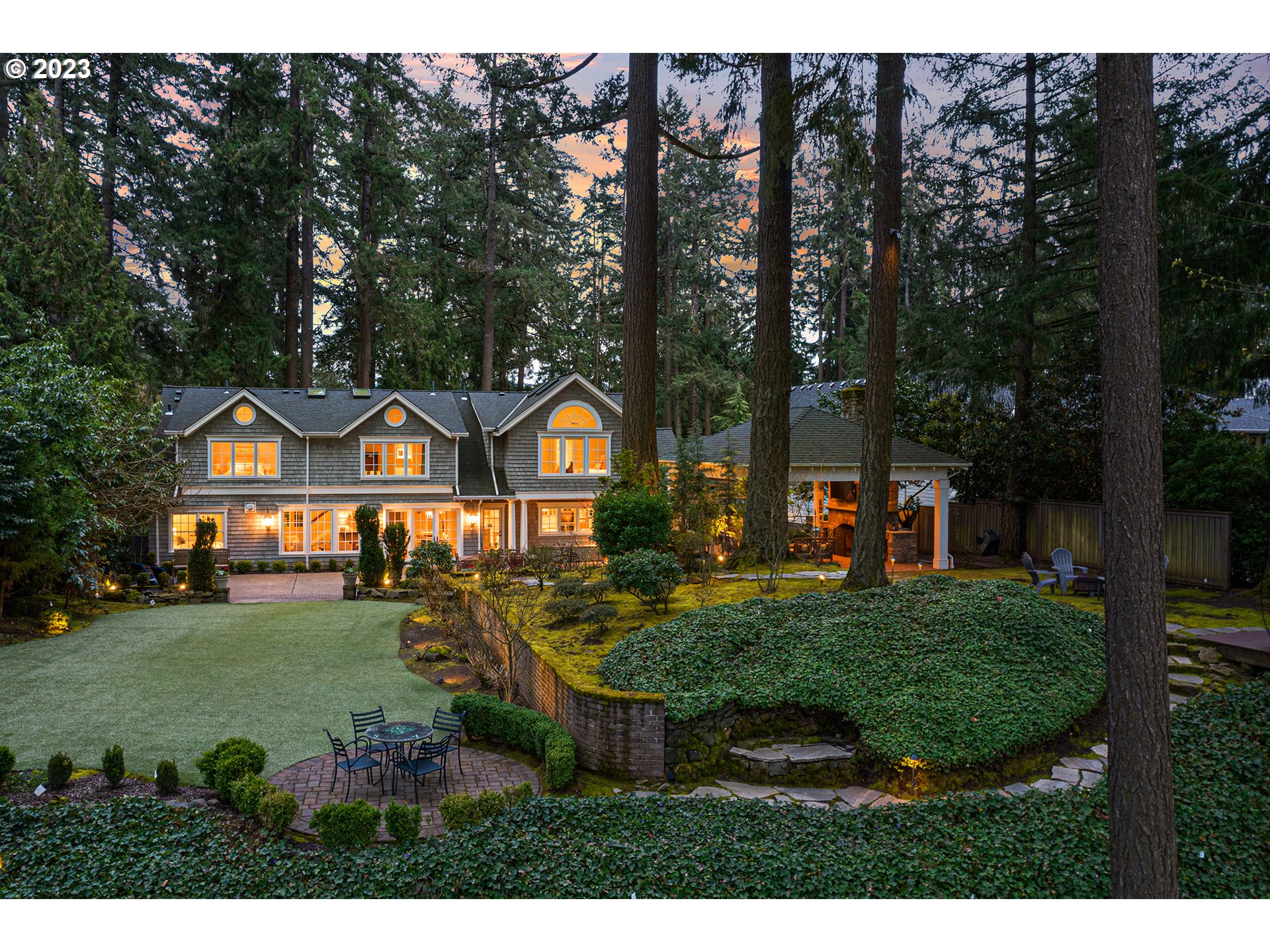 1425 CHANDLER RD