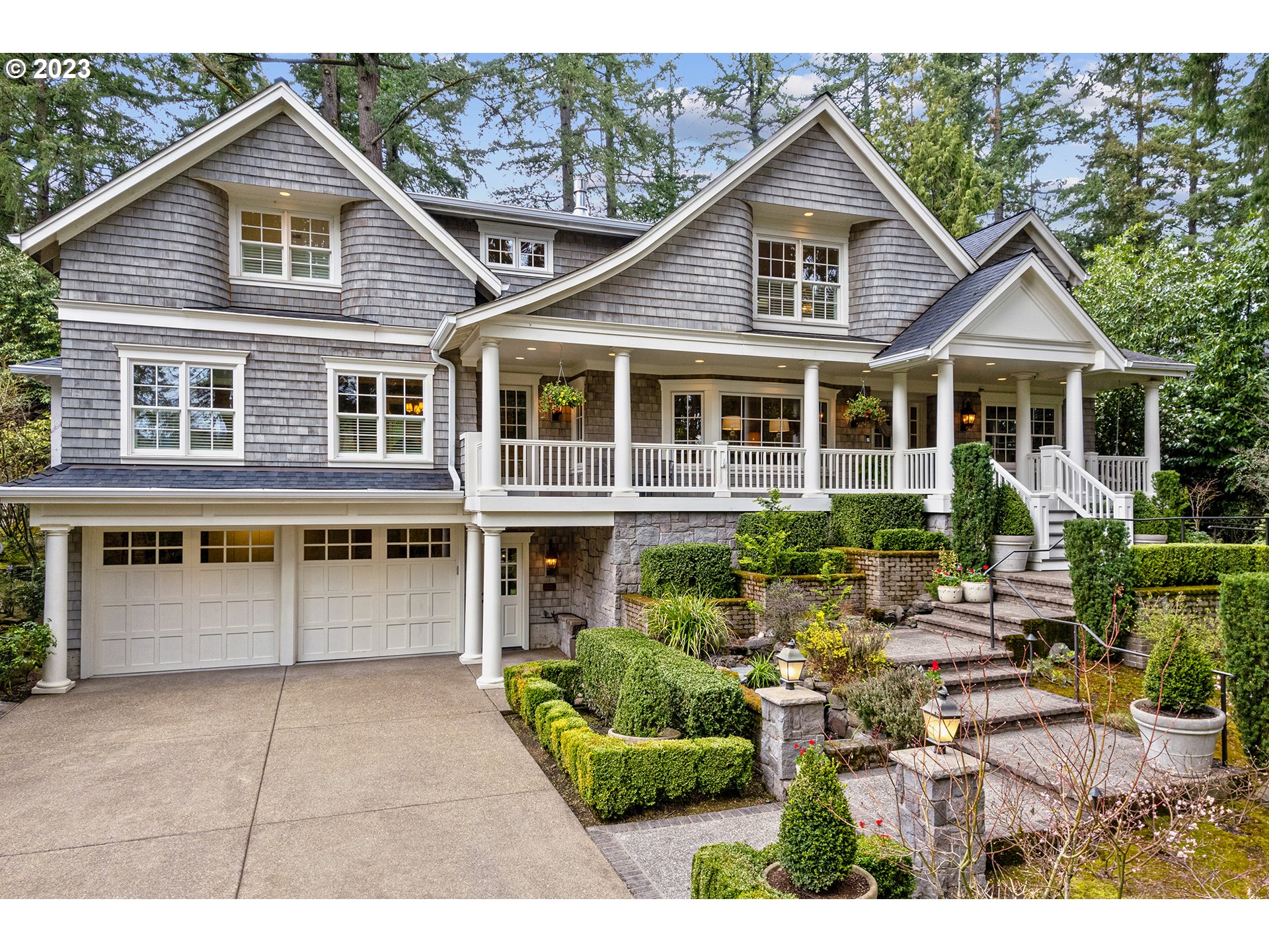 1425 CHANDLER RD