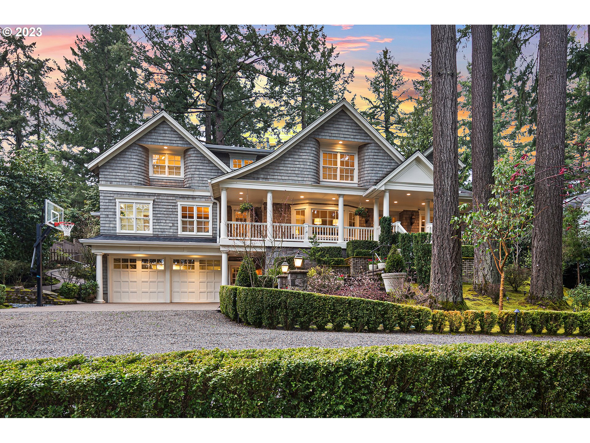 1425 CHANDLER RD
